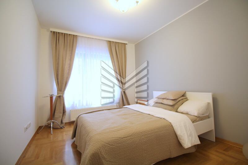 Zagreb - NAJAM - ILICA, ekskluzivan i moderno uređen trosoban stan, garaža, terasa