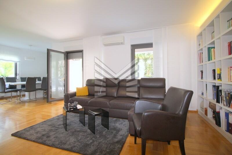 Zagreb - NAJAM - ILICA, ekskluzivan i moderno uređen trosoban stan, garaža, terasa