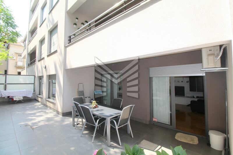 Zagreb - NAJAM - ILICA, ekskluzivan i moderno uređen trosoban stan, garaža, terasa