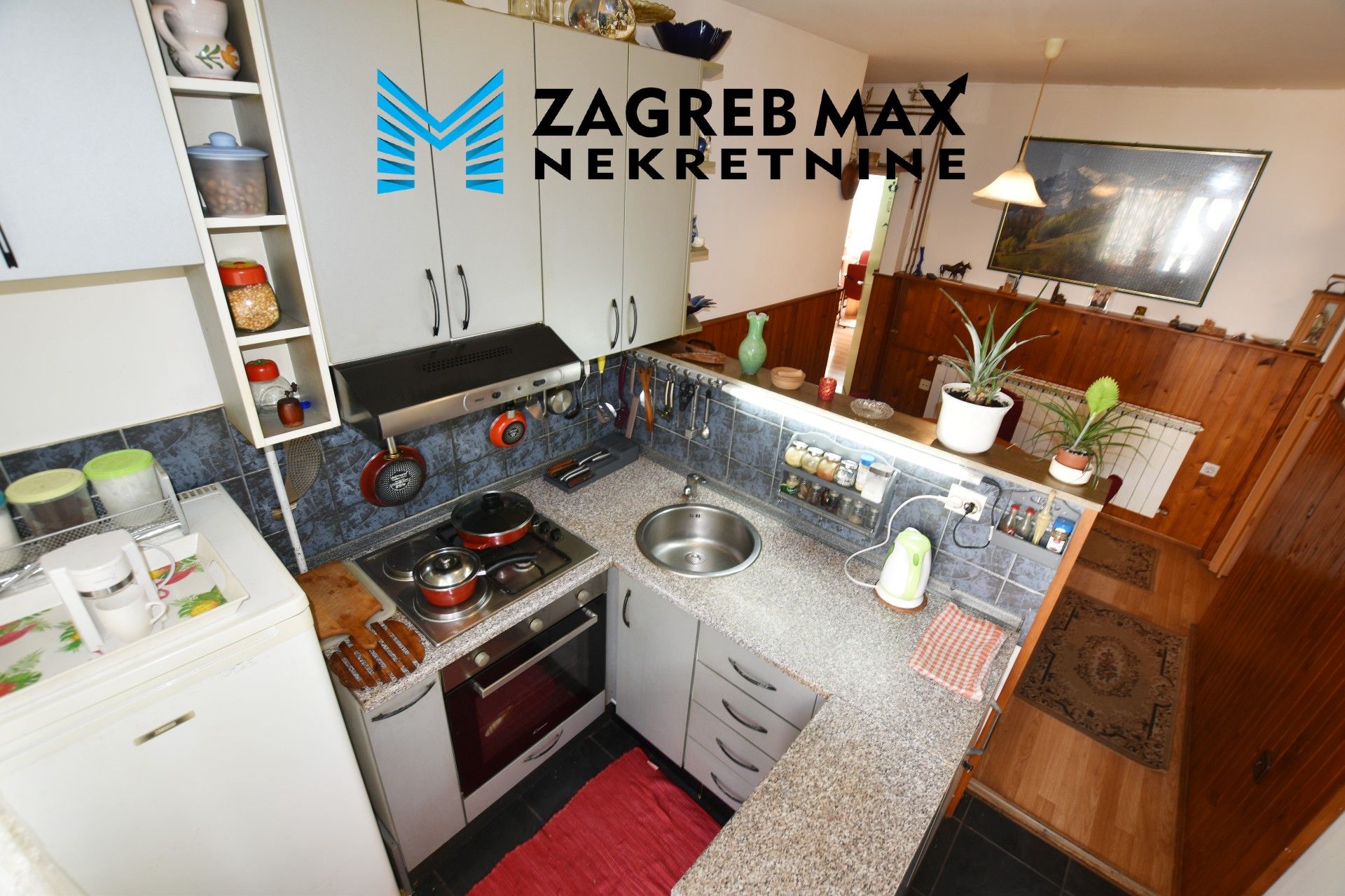 Zagreb - GAJNICE – dvosoban stan 57 m2, 1. kat, mirno okruženje, spremište, BEZ PROVIZIJE