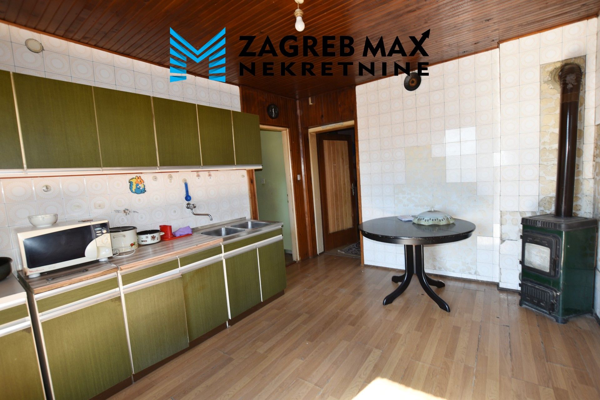 Zagreb - STUBIČKE TOPLICE - dvokatnica 130 m2 + odvojeno garaža i spremište