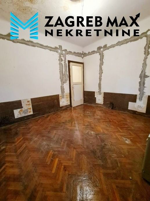 Zagreb - VINOGRADSKA za renoviranje, garsonijera 21,70 m2