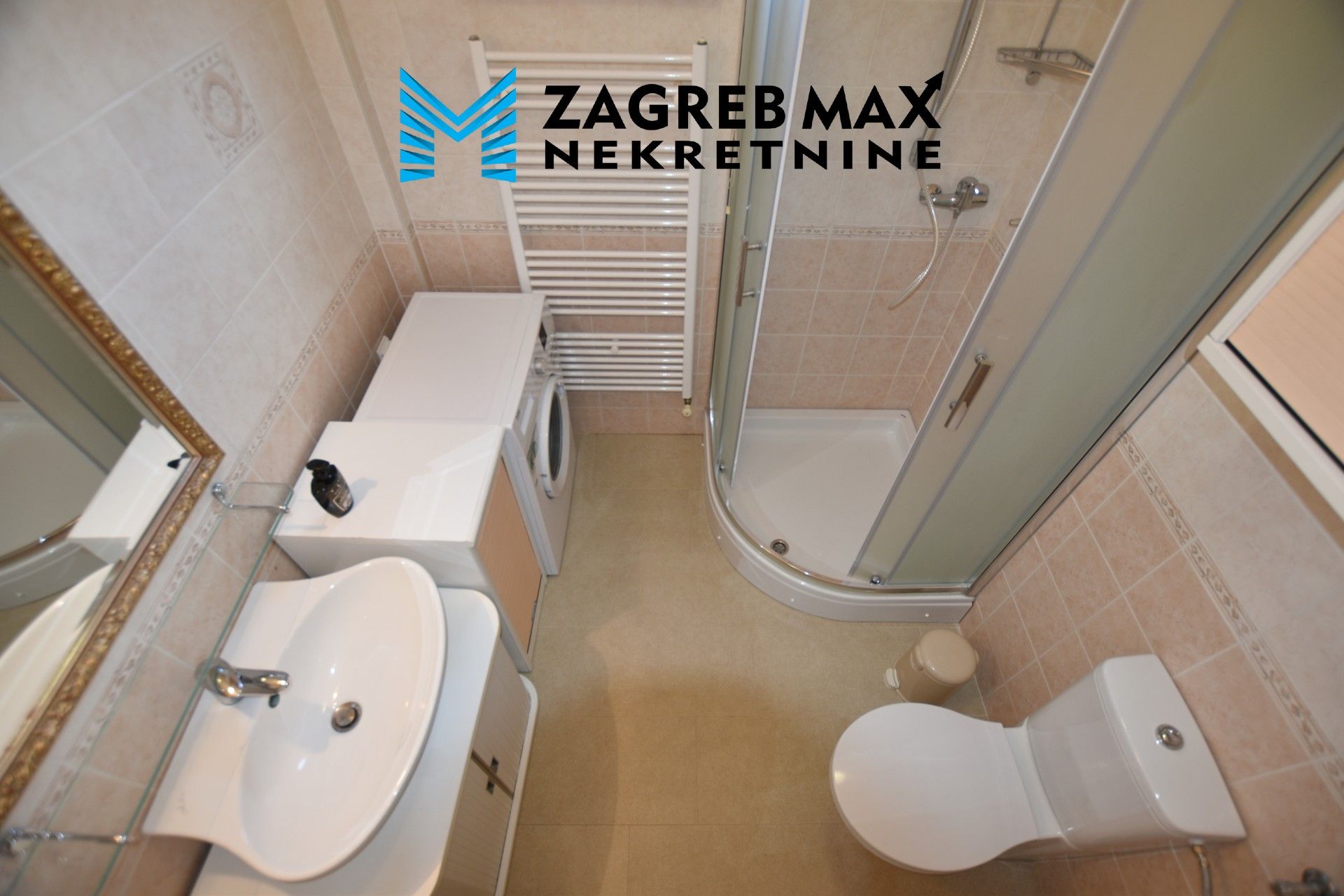 Zagreb - NAJAM - SVETI DUH ekskluzivan penthouse 118 m2, terasa, 2 parkinga