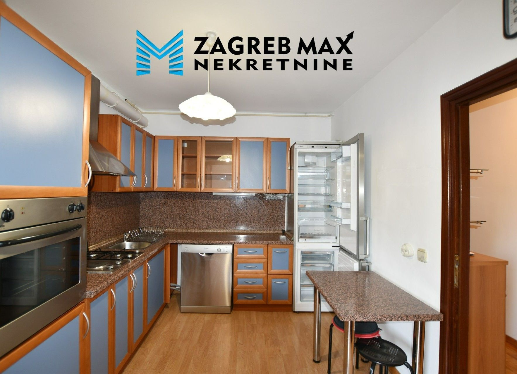 Zagreb - ŠPANSKO – komforan trosoban stan 75 m2, 4. kat, loggia, odlična lokacija BEZ PROVIZIJE