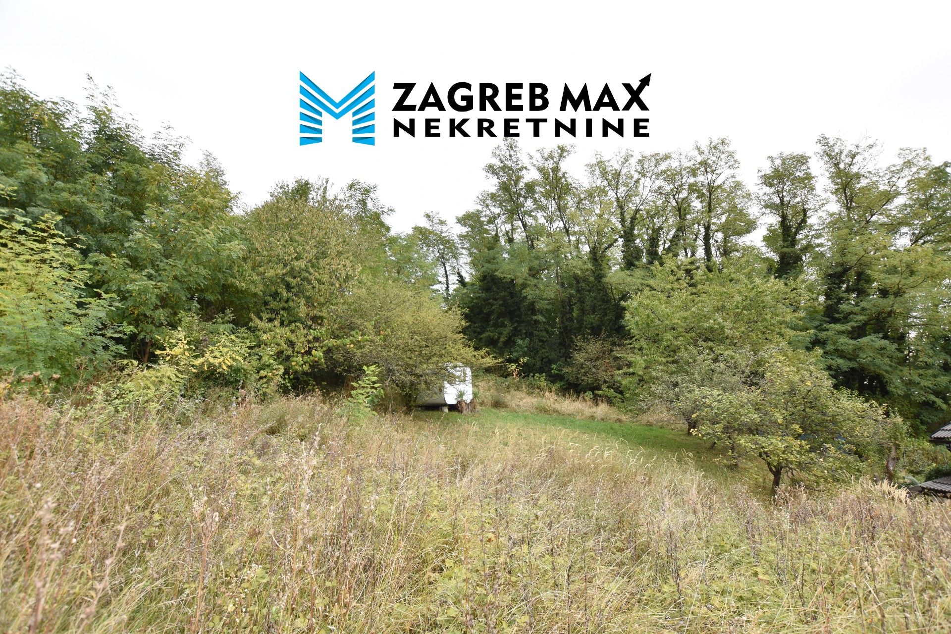 Zagreb - PODSUSED – VRAPČE građevinsko zemljište 780 m2, ulica Horvatnica