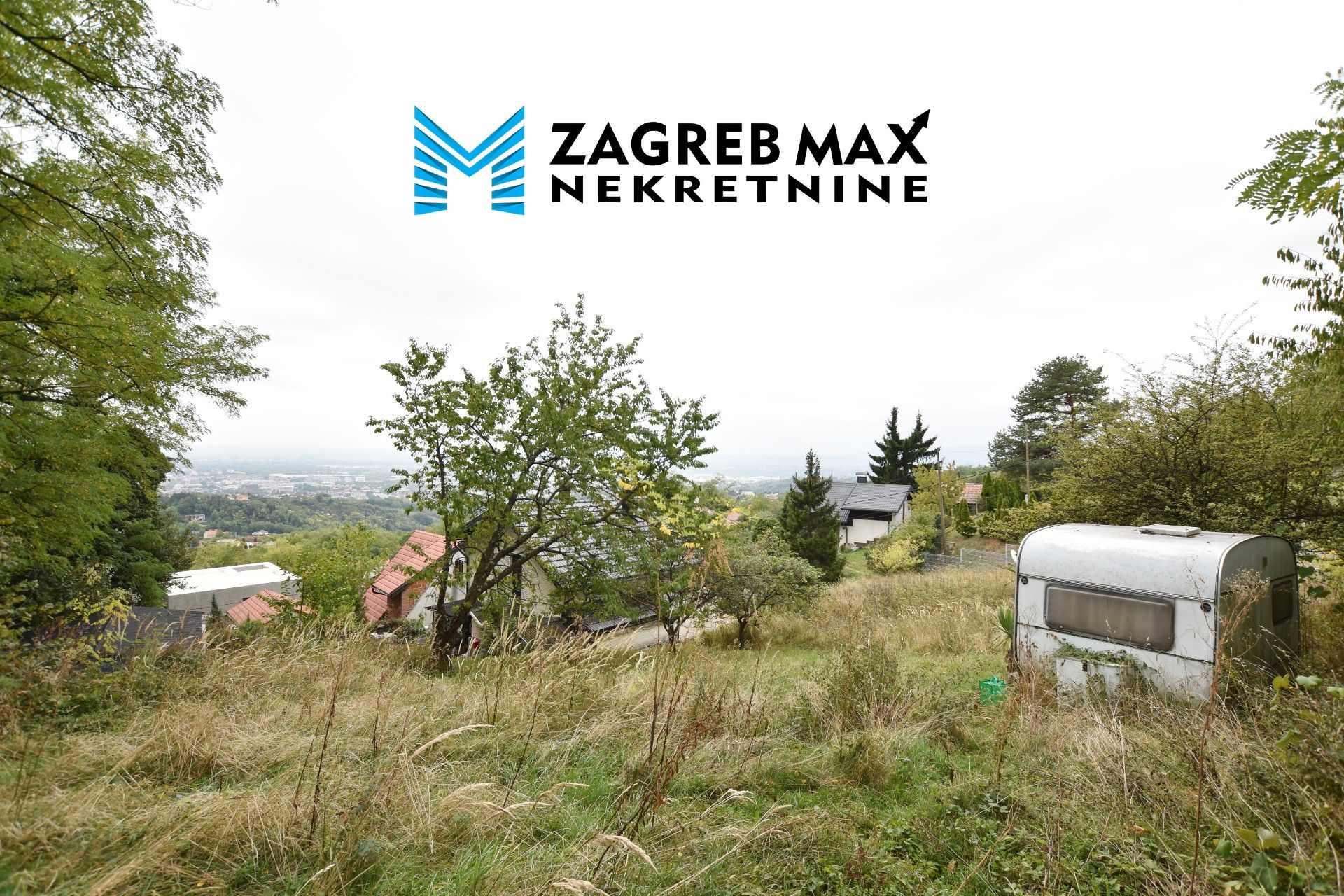 Zagreb - PODSUSED – VRAPČE građevinsko zemljište 780 m2, ulica Horvatnica