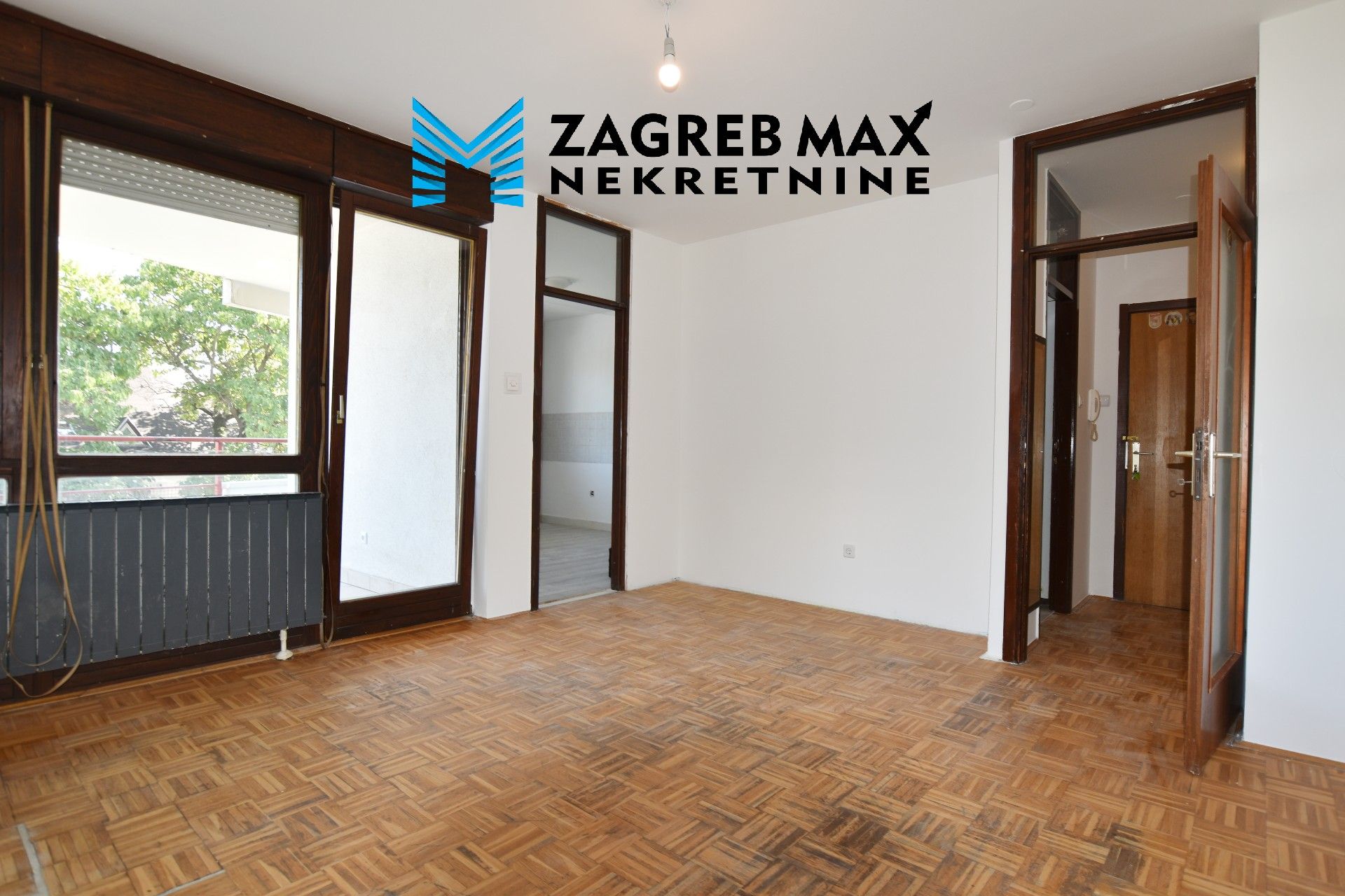 Zagreb - MALEŠNICA – prostran trosoban stan 76 m2, 1. kat, terasa/loggia, BEZ PROVIZIJE