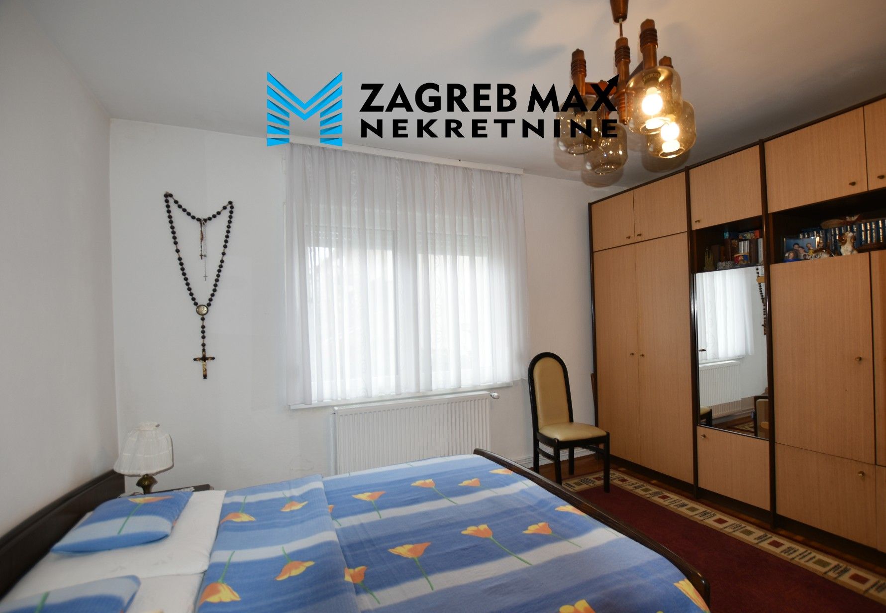 Zagreb - GAJNICE – Ulica Jagnjedje, ugodan 3soban stan u prizemlju, 2 spremišta i podrum, parking, loggia