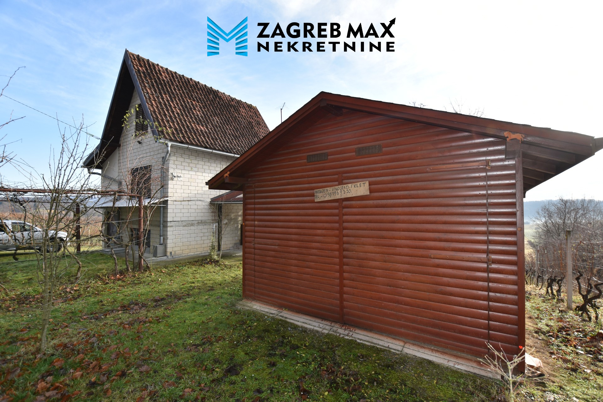 Zagreb - MOSLOVAČKA SLATINA (POPOVAČA) – Samostojeća kuća 64 m2, zemljište 1300 m2, vinograd, mirno okruženje