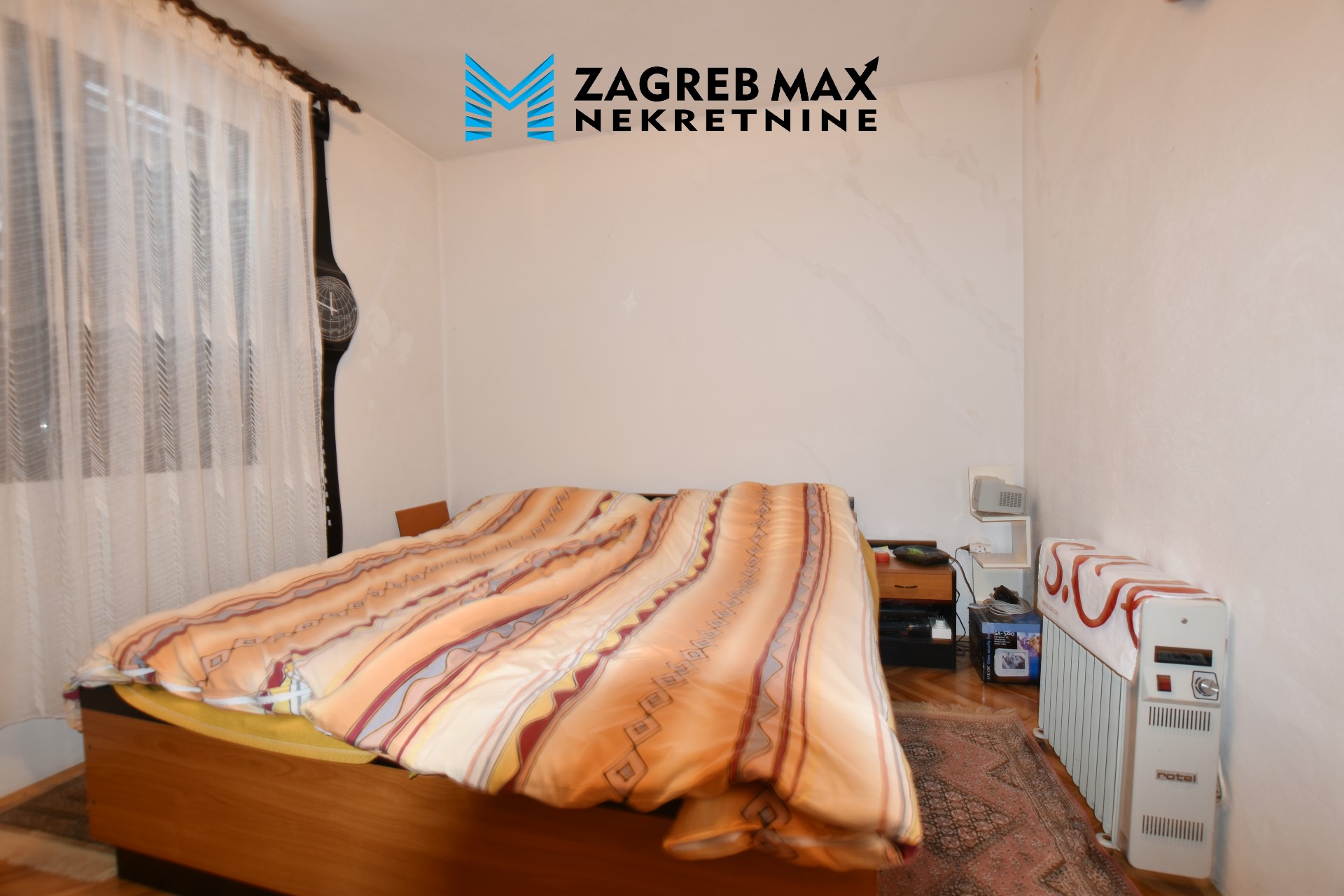 Zagreb - MOSLOVAČKA SLATINA (POPOVAČA) – Samostojeća kuća 64 m2, zemljište 1300 m2, vinograd, mirno okruženje