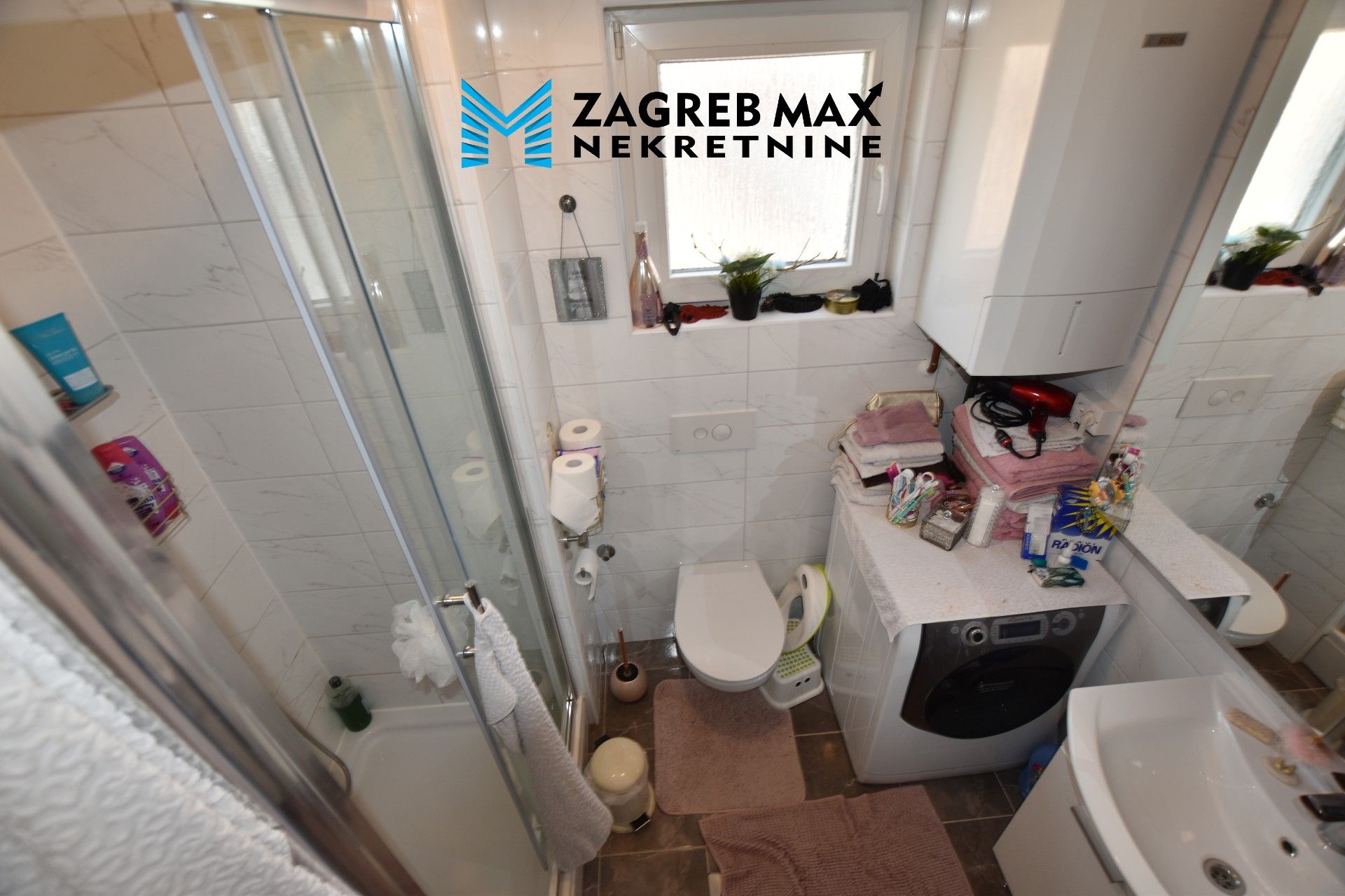 Zagreb - ODRA – Komforan 3soban stan 67 m2, 2. kat, 2 terase, parking, BEZ PROVIZIJE