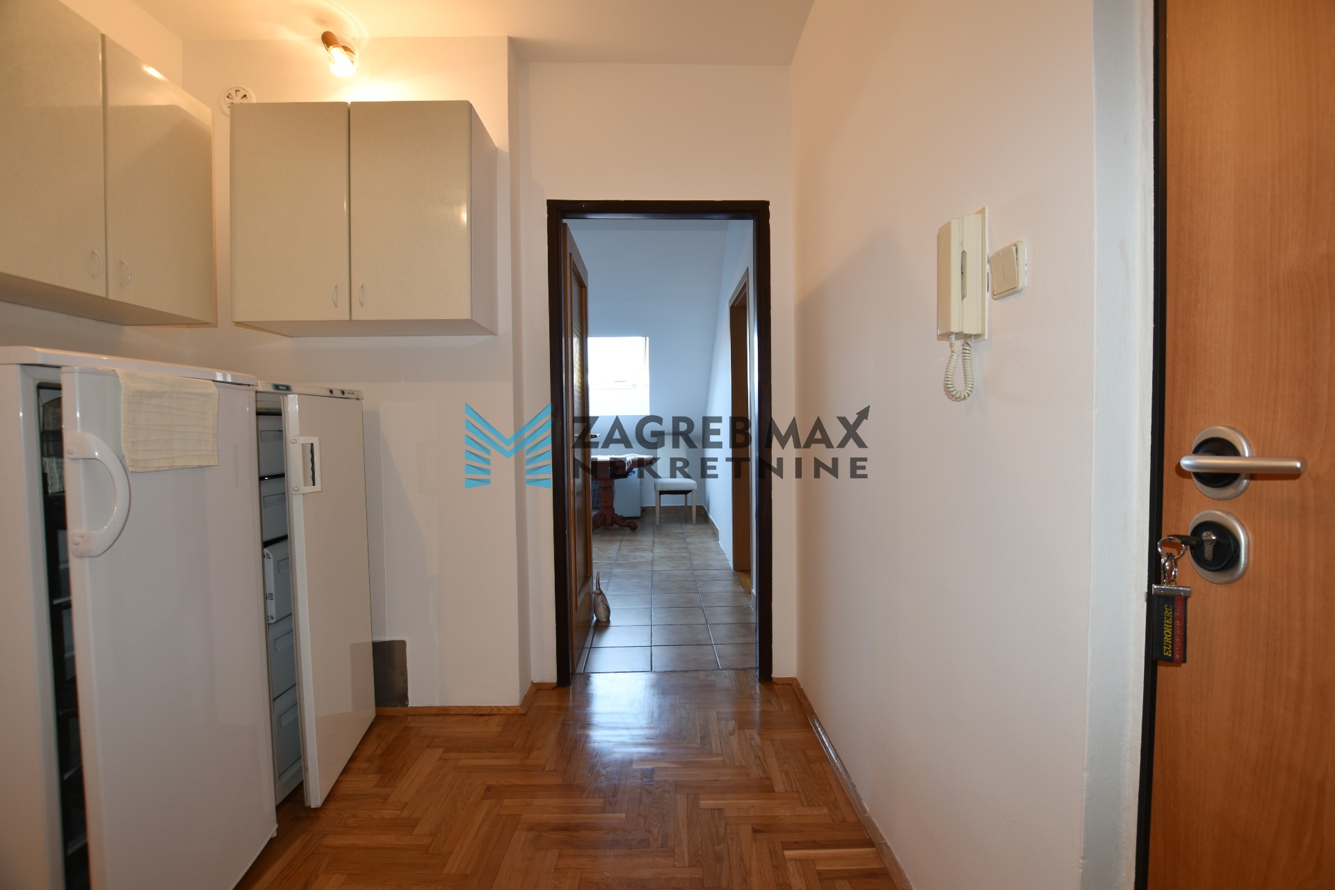 Zagreb - MALEŠNICA Komforan 2soban stan od 58 m2, 5. kat, BEZ PROVIZIJE