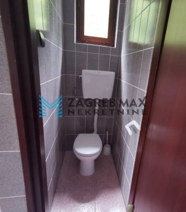 Zagreb - NAJAM - DONJA PUŠĆA Novouređeni poslovni prostor od 160 m2 uz glavnu cestu, parking, BEZ PROVIZIJE