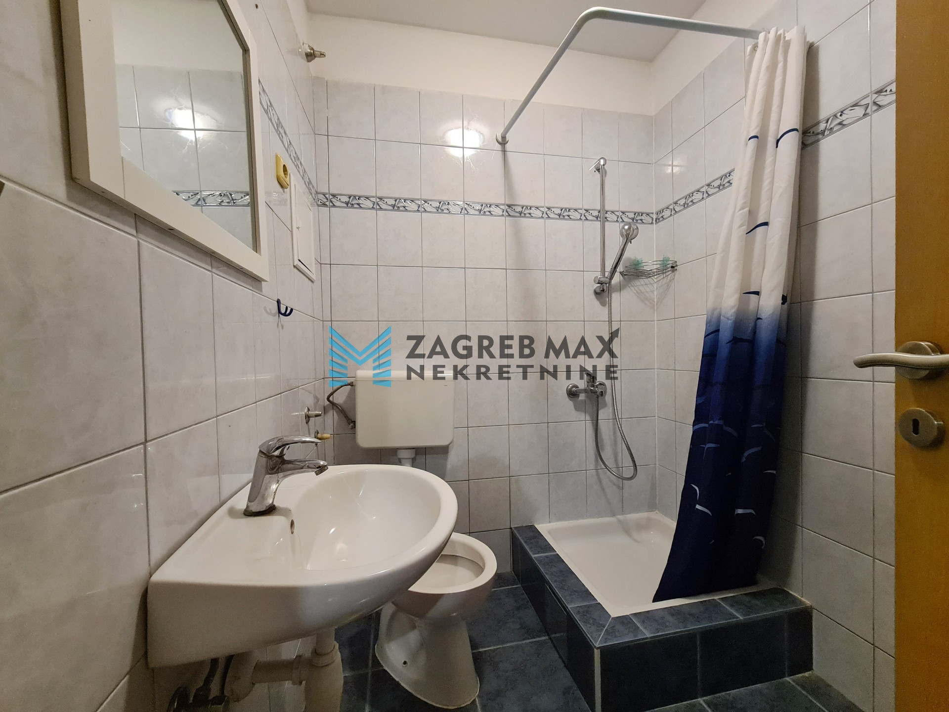 Zagreb - KVATERNIKOV TRG Ugodan 2soban stan 36 m2, suteren, odlična lokacija, spremište, BEZ PROVIZIJE