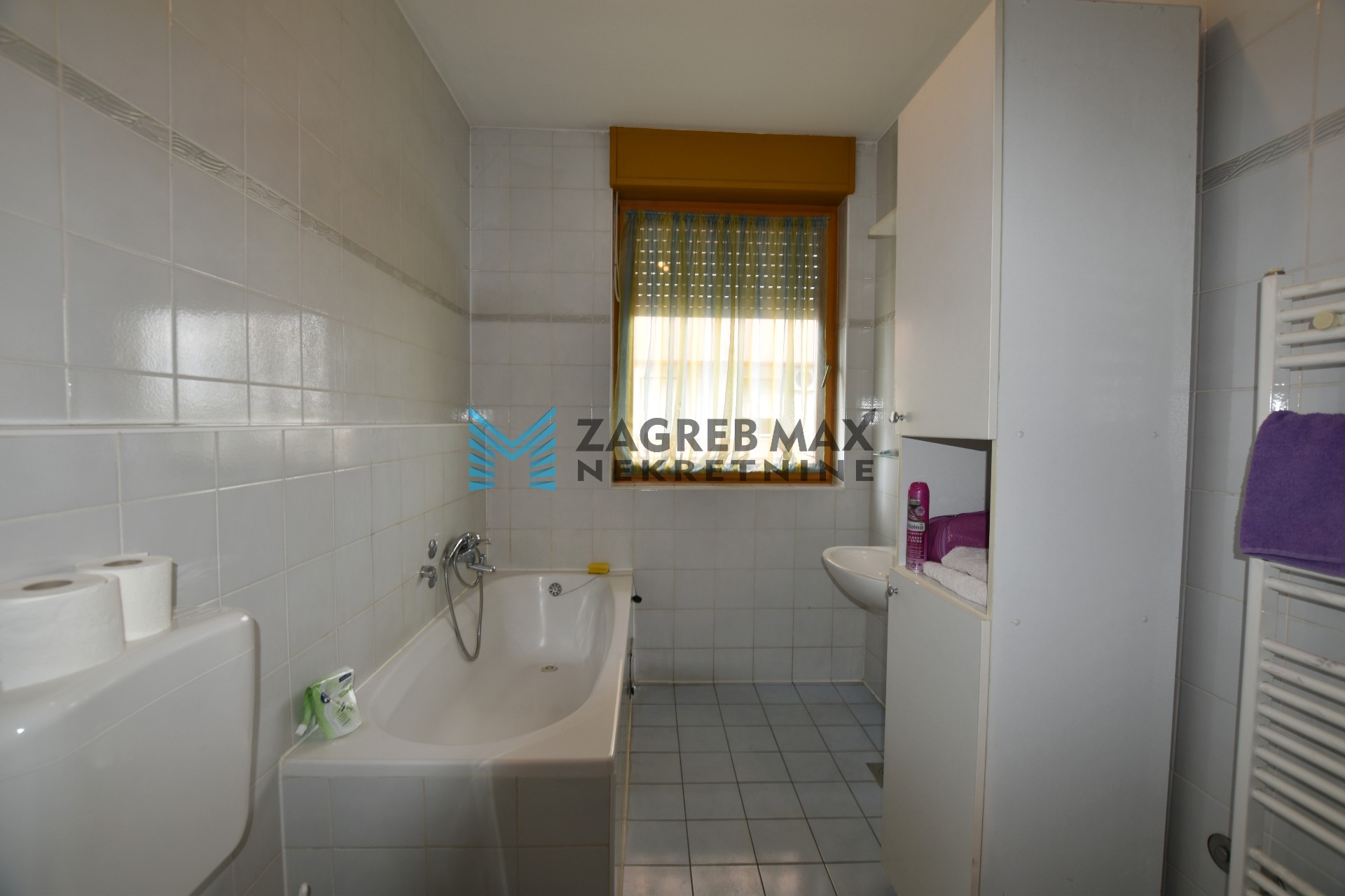 Zagreb - NAJAM - SREDNJACI Moderan 3soban stan 62 m2, 3. kat, odlična lokacija, balkon, BEZ PROVIZIJE