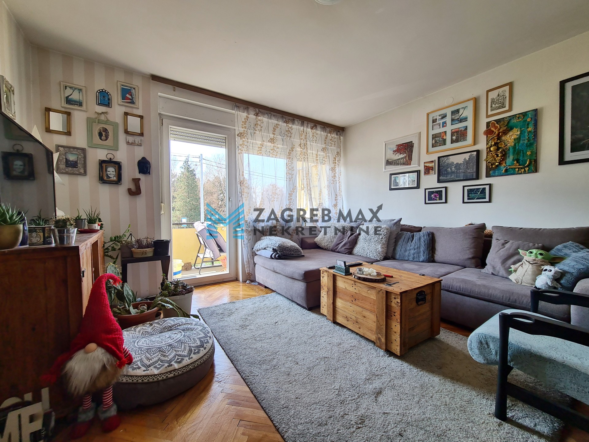 Zagreb - JEŽDOVEC Udoban 2soban stan 65 m2, 1. kat, mirno okruženje, loggia, parking, BEZ PROVIZIJE