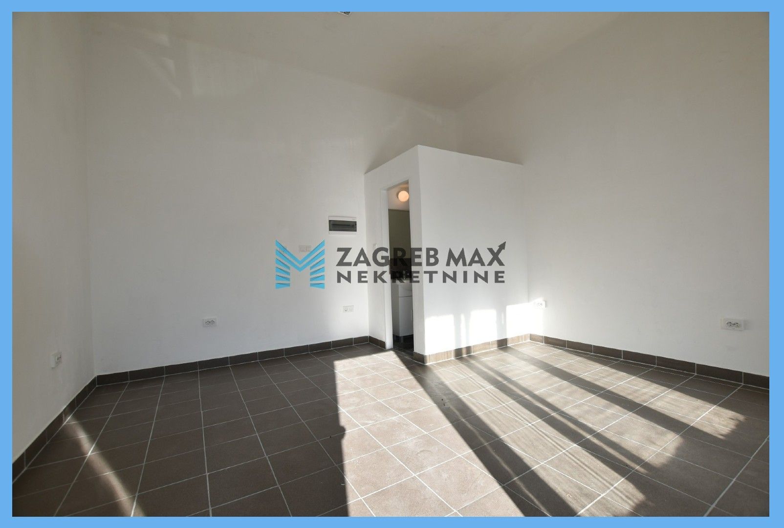 Zagreb - NAJAM - TREŠNJEVKA Novouređeni poslovni prostor 21 m2, TOP lokacija, frekventna ulica, BEZ PROVIZIJE