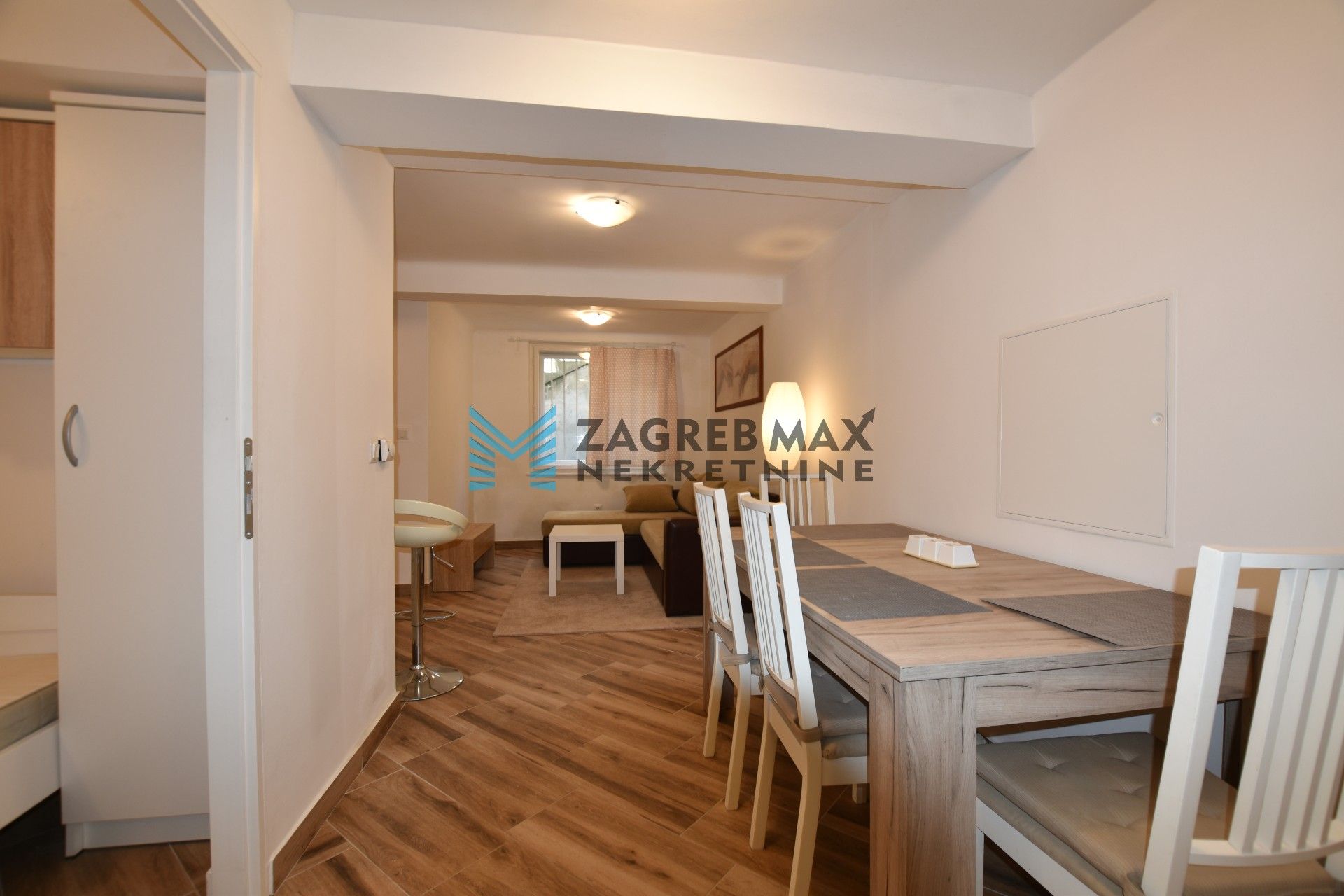 Zagreb - NAJAM - TREŠNJEVKA Ugodan 4soban stan 55 m2, suteren, odlična lokacija, BEZ PROVIZIJE