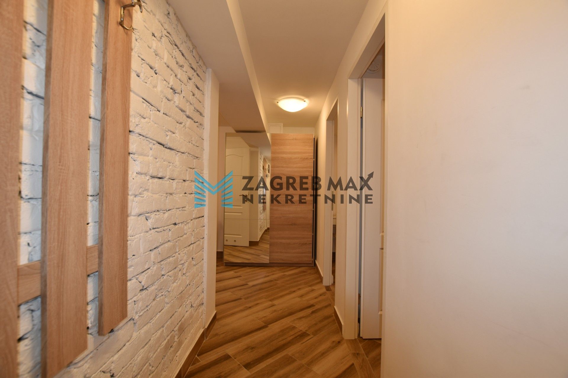 Zagreb - NAJAM - TREŠNJEVKA Ugodan 4soban stan 55 m2, suteren, odlična lokacija, BEZ PROVIZIJE