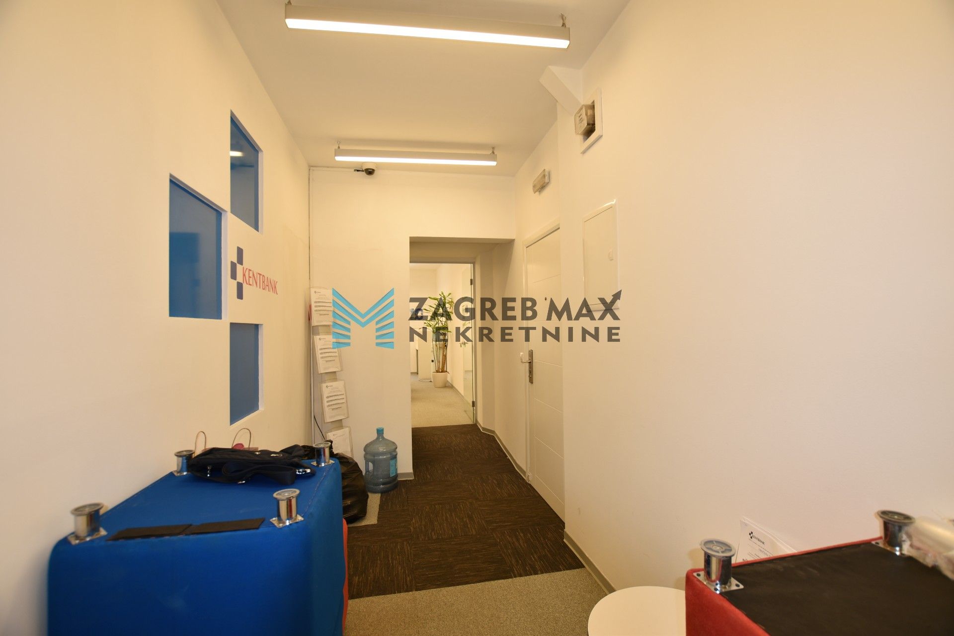 Zagreb - NAJAM - STROGI CENTAR Gundulićeva 1, moderan uredski / poslovni prostor 55 m2, odlična lokacija