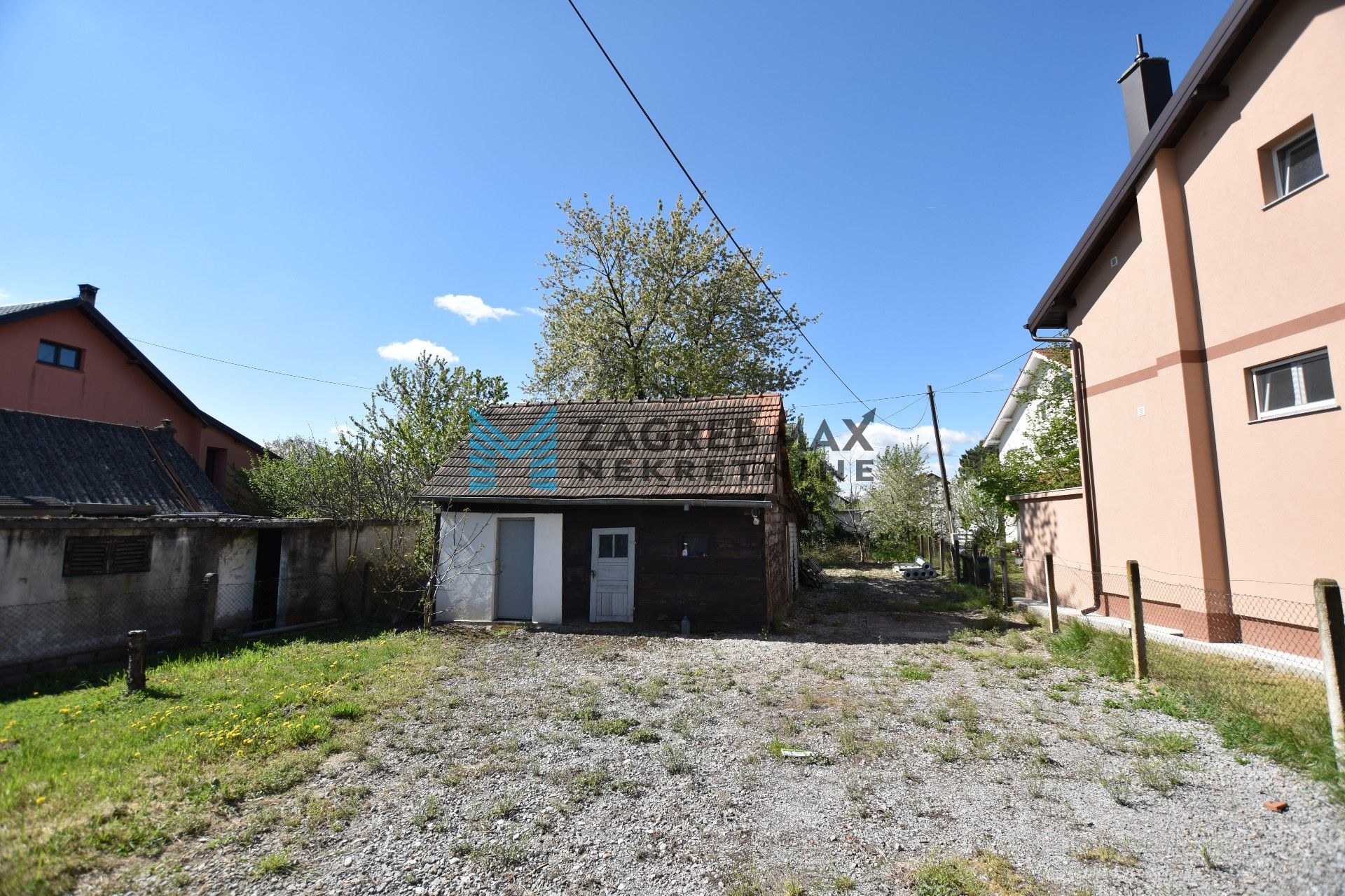 Zagreb - REMETINEC Karlovačka ulica, građevinsko zemljište 649 m2 na odličnoj lokaciji, BEZ PROVIZIJE