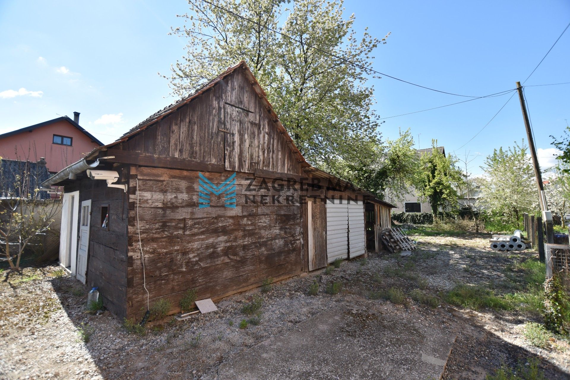 Zagreb - REMETINEC Karlovačka ulica, građevinsko zemljište 649 m2 na odličnoj lokaciji, BEZ PROVIZIJE