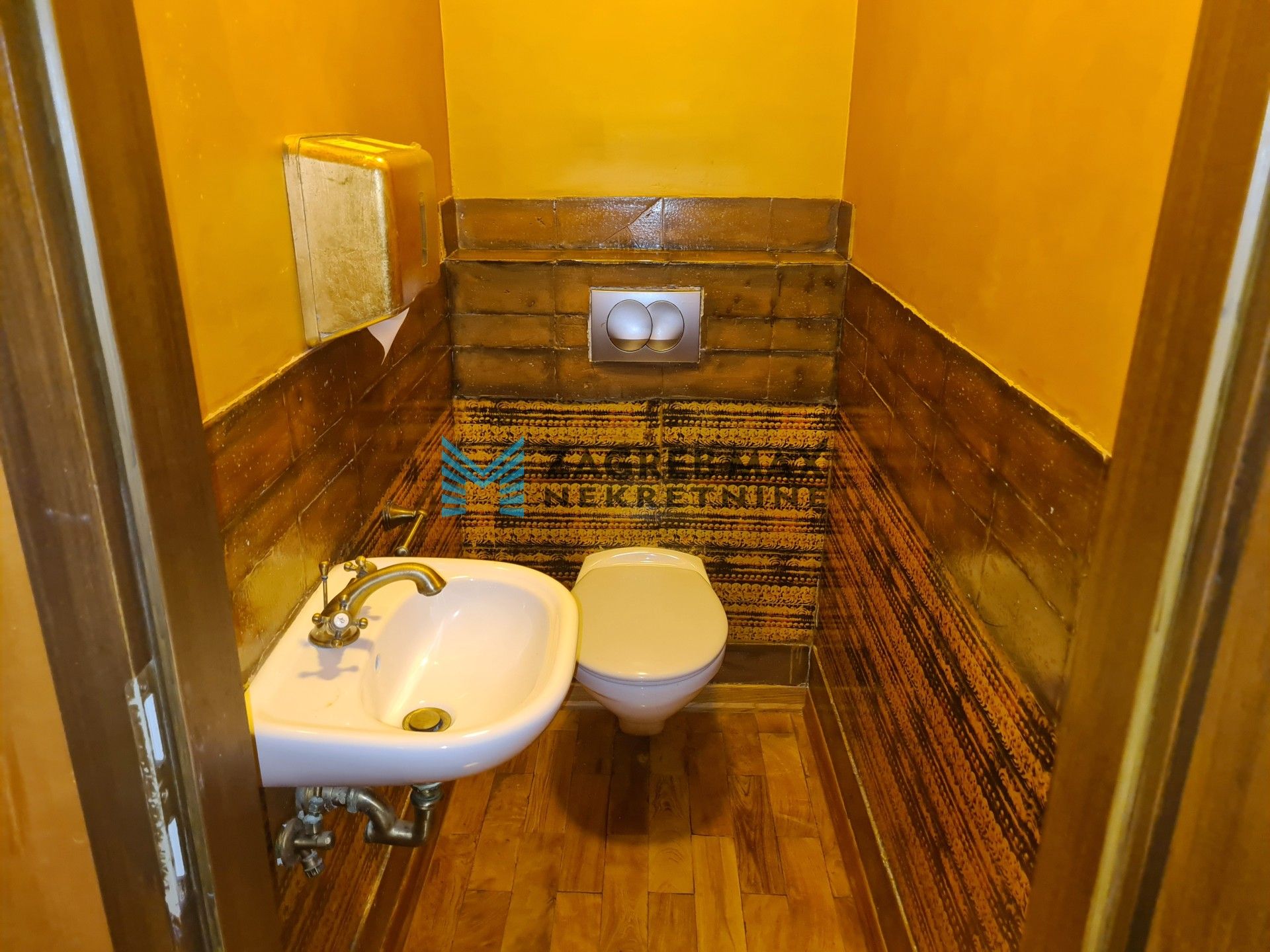 Zagreb - GORNJI GRAD Moderan poslovni prostor / lokal 89 m2, BEZ PROVIZIJE