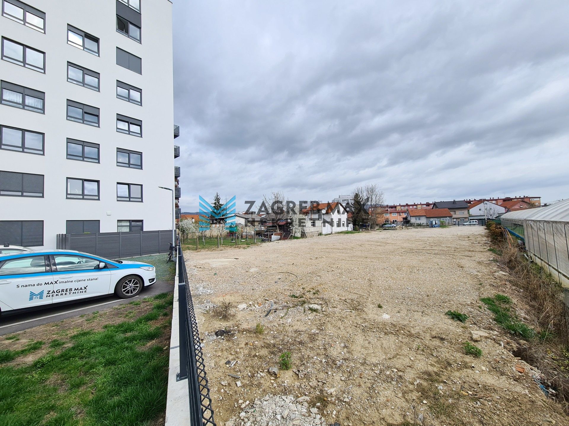 Zagreb - ŠPANSKO Građevinsko zemljište od 1050 m2 + 1150 m2, atraktivna lokacija