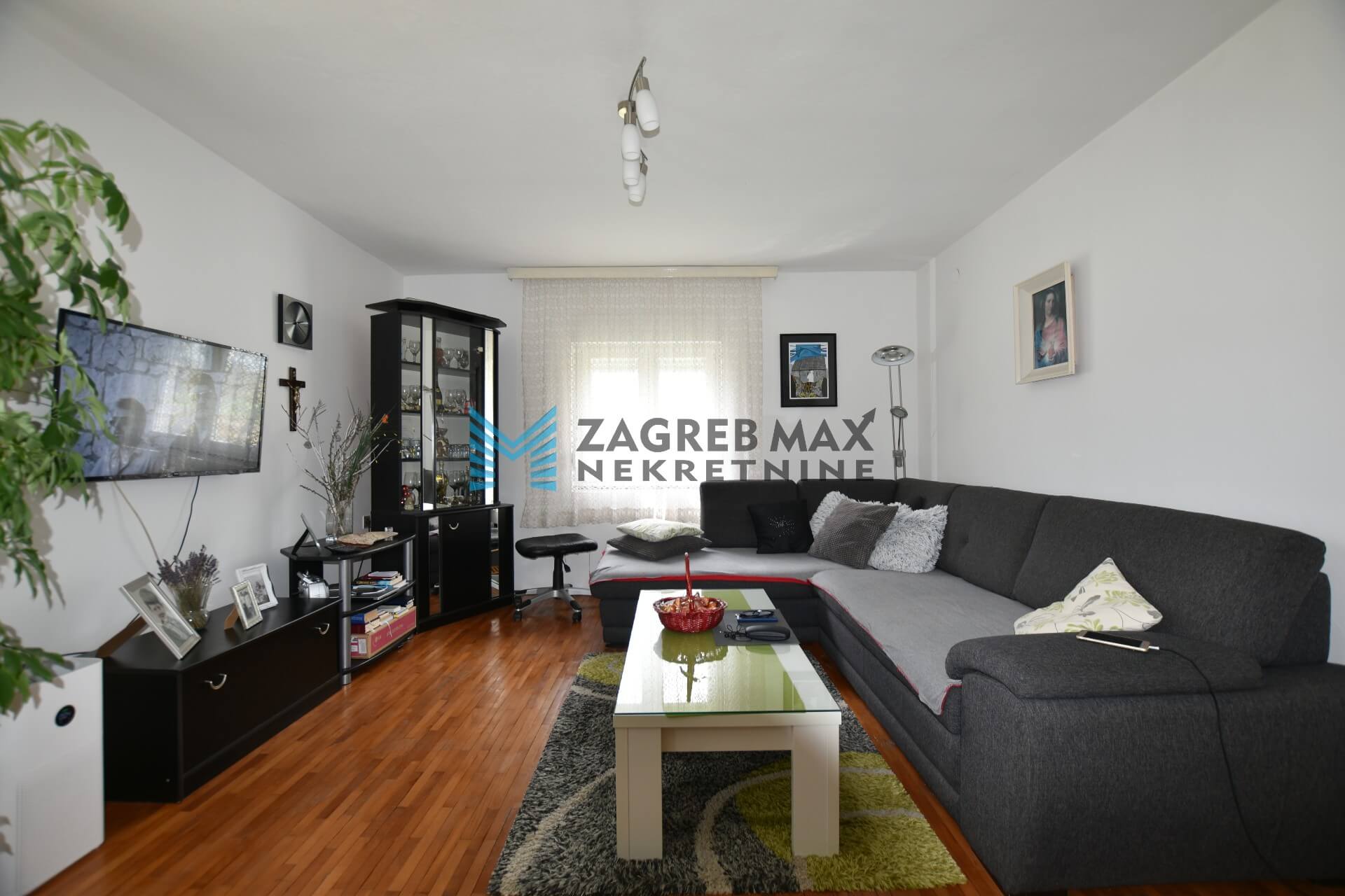 Zagreb - DONJA BISTRA – Obiteljska samostojeća kuća od 130 m2