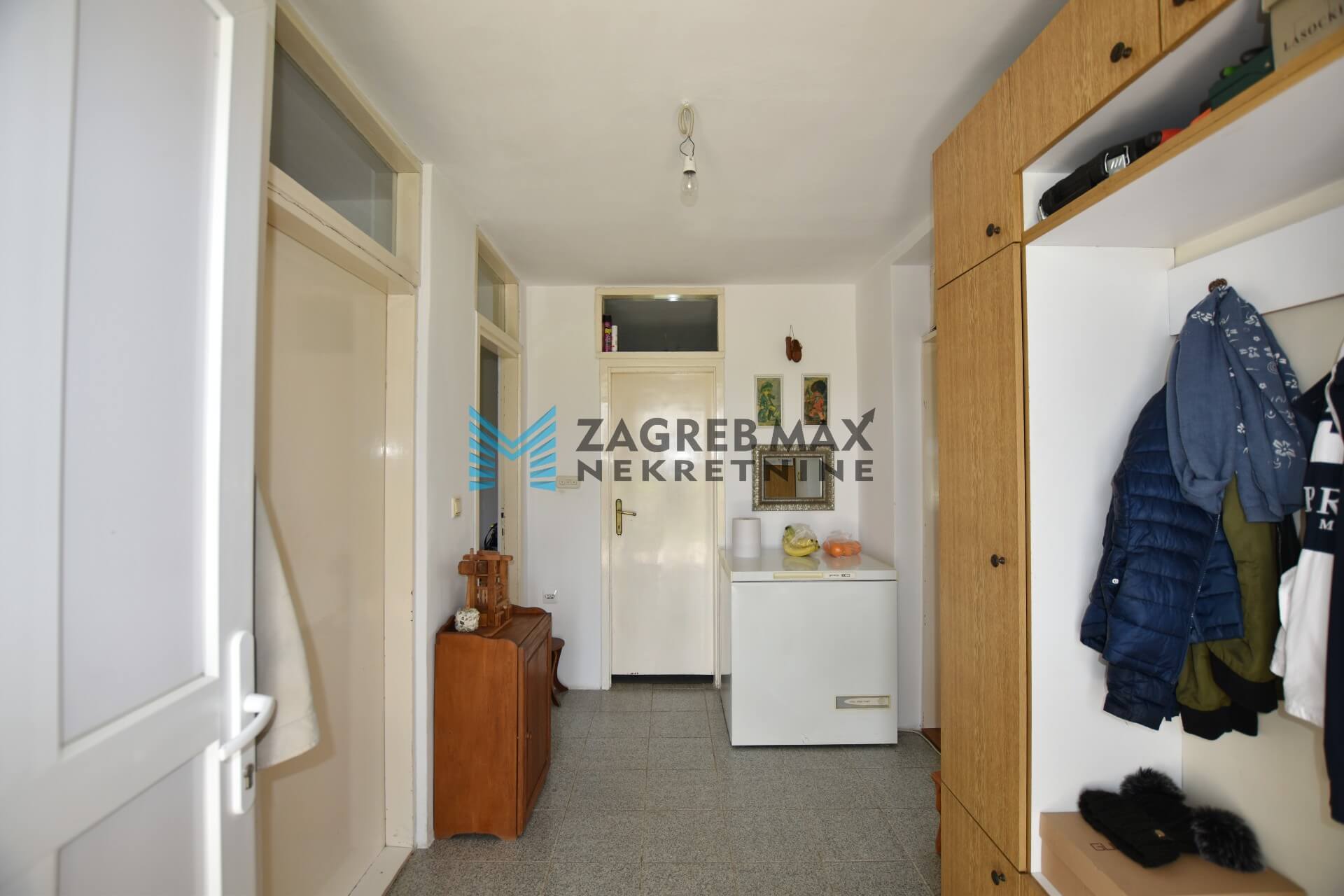 Zagreb - DONJA BISTRA – Obiteljska samostojeća kuća od 130 m2