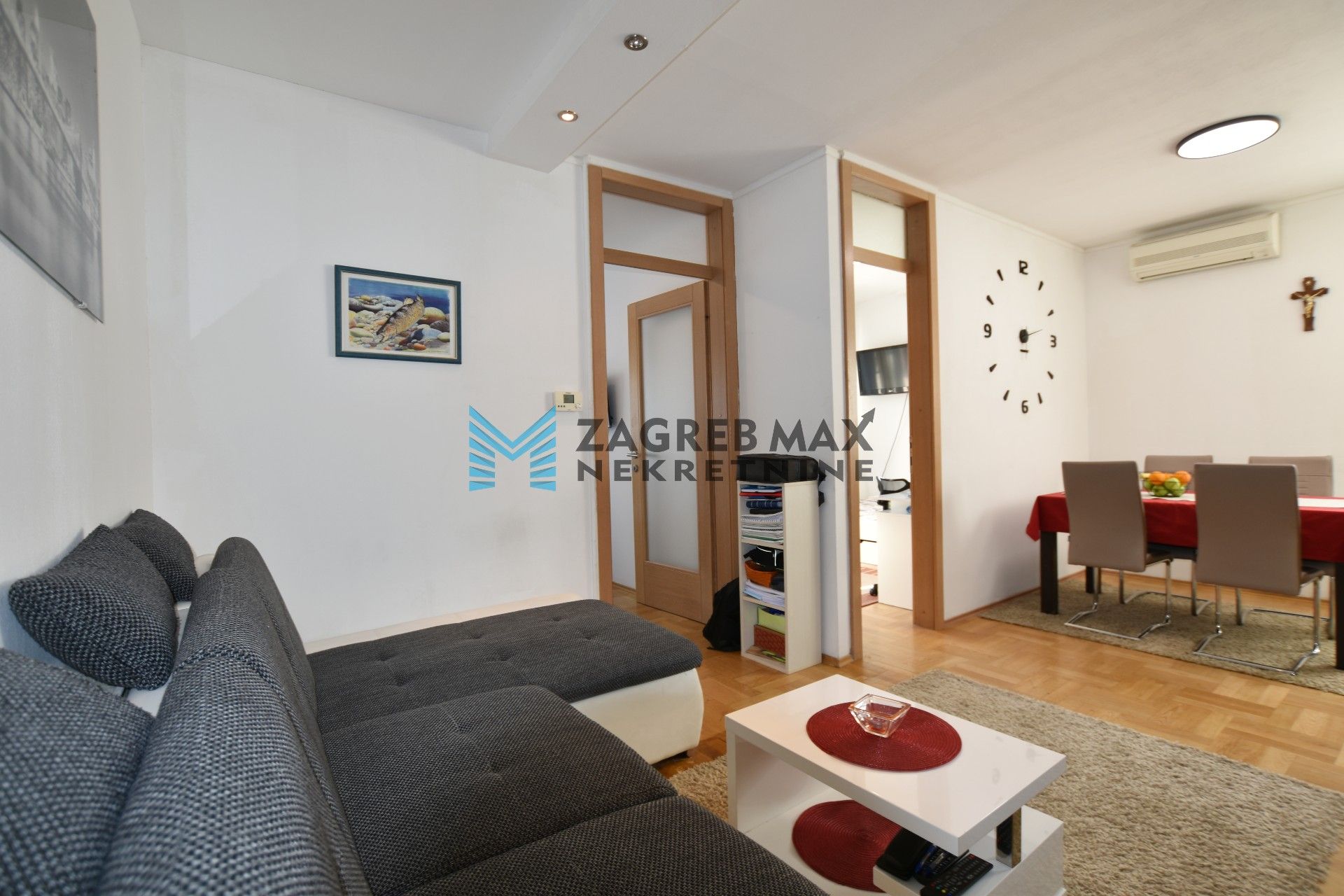 Zagreb - VRAPČE Bolnička ulica, moderan 3soban stan 47,5 m2, garaža, visoko prizemlje, mirno okruženje, loggi