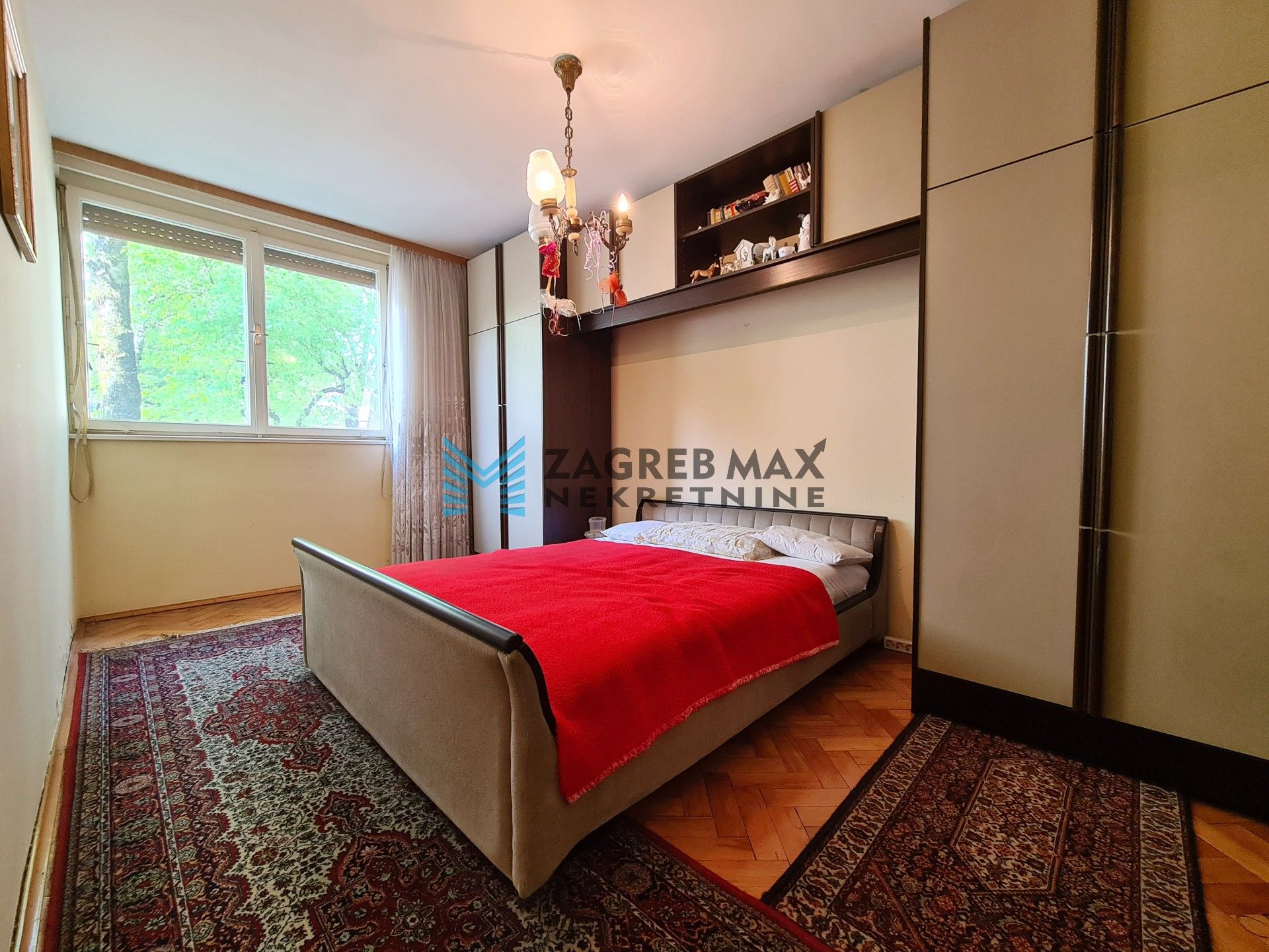 Zagreb - ČRNOMEREC Ugodan 2soban stan 54 m2, prizemlje, mirno okruženje, spremište, BEZ PROVIZIJE