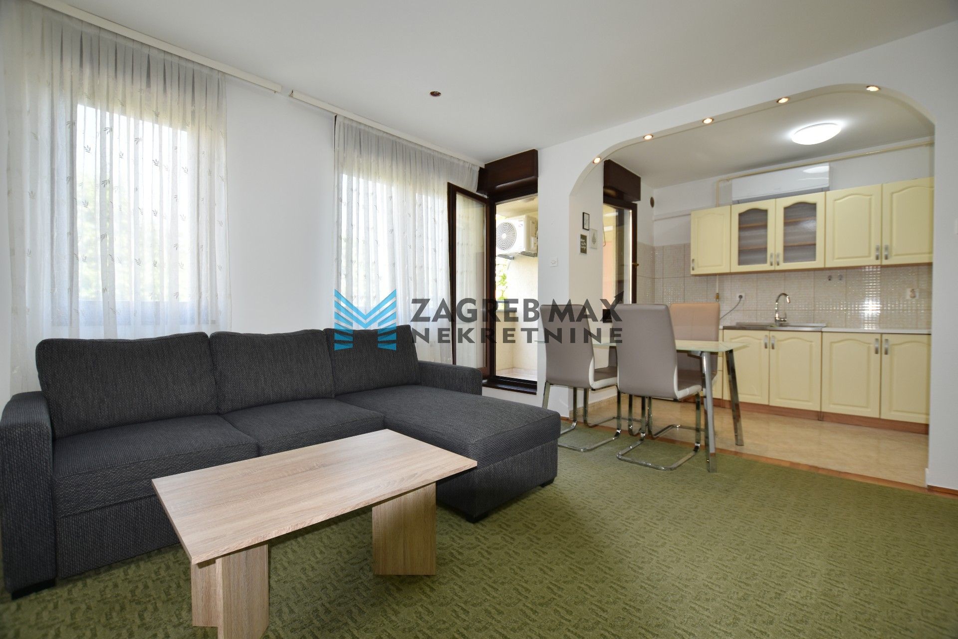 Zagreb - NAJAM - ŠPANSKO Moderan 2soban stan 50 m2, 1. kat, mirno okruženje, loggia, BEZ PROVIZIJE