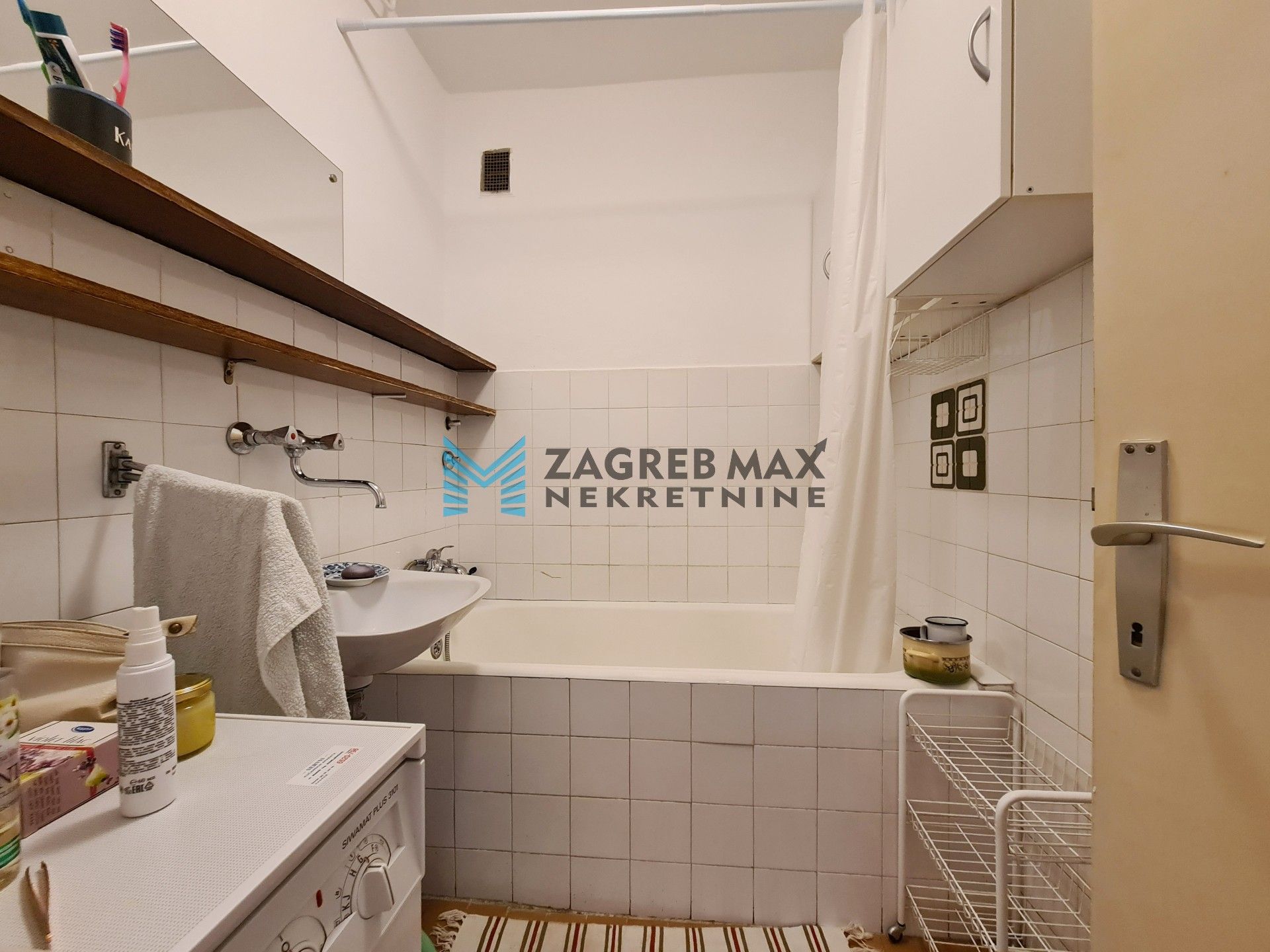 Zagreb - SIGET Super Andrija, ugodan 1,5 soban stan od 48 m2, 13. kat, mirno okruženje, loggia, BEZ PROVIZIJE