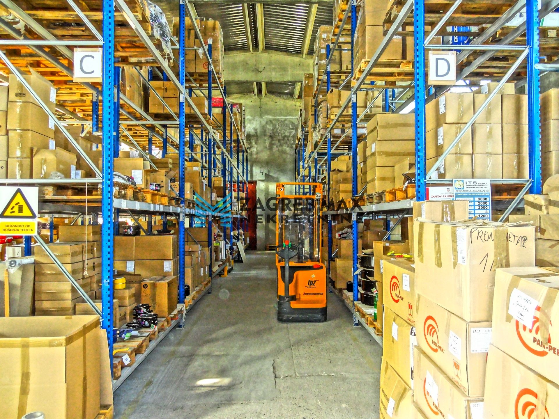 Zagreb - NAJAM - SVETA NEDELJA Skladište / hala u industrijskoj zoni 430 m2, parking, BEZ PROVIZIJE