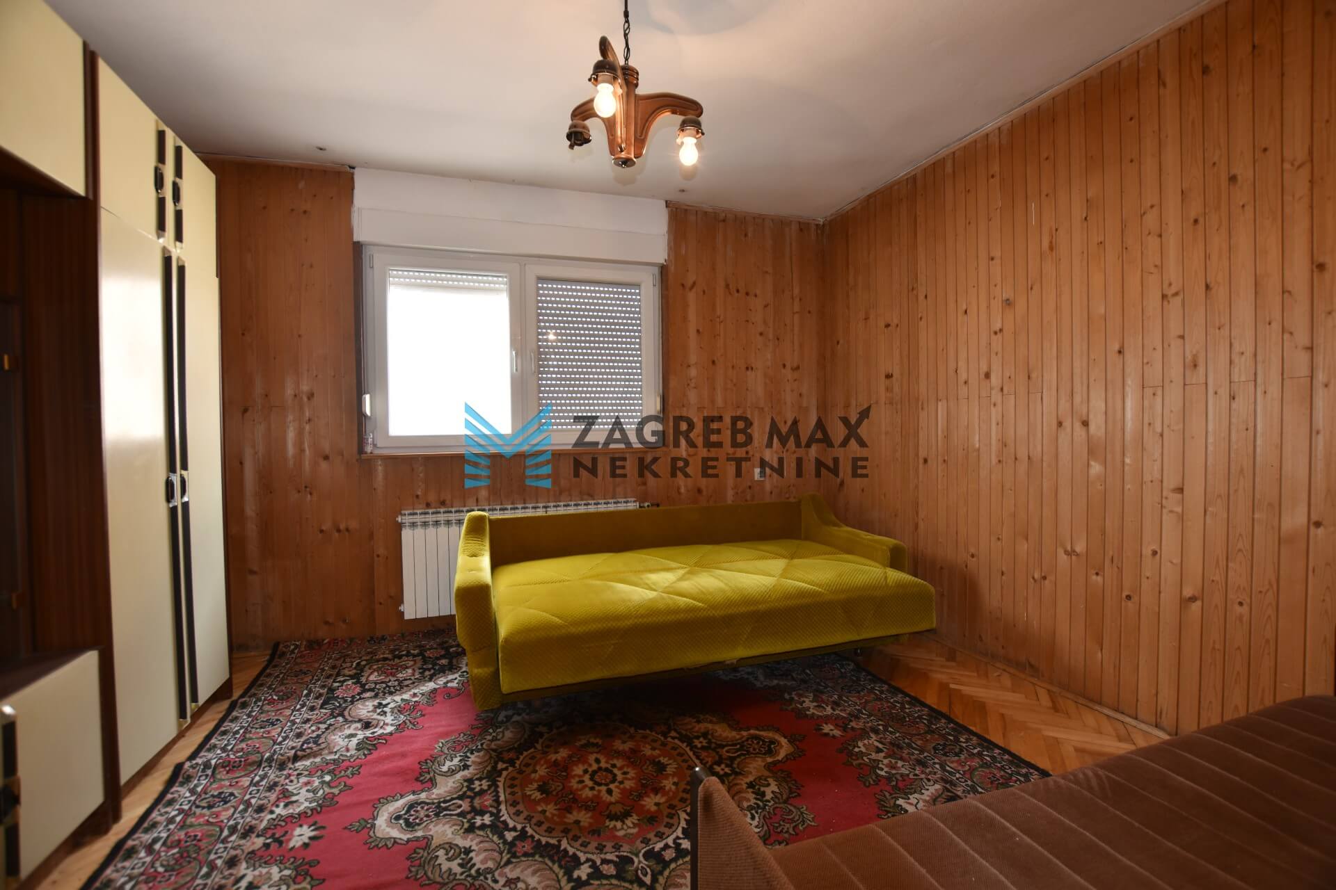 Zagreb - TRNAVA, 2 odvojena stana + garsonijera