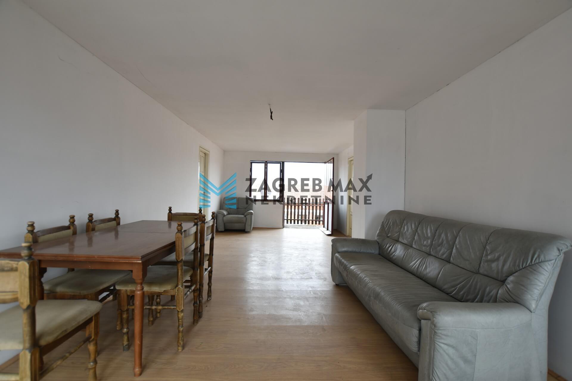 Zagreb - TRNAVA, 2 odvojena stana + garsonijera