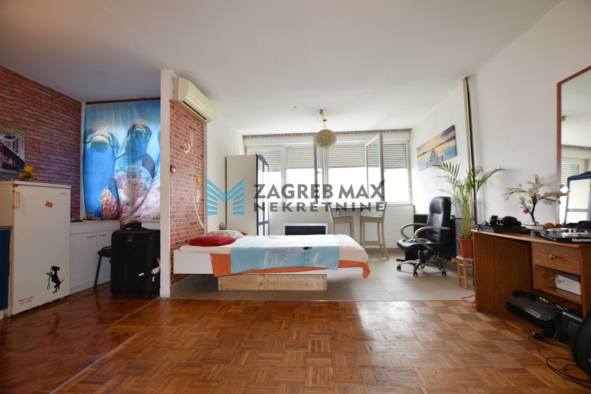 Zagreb - TRAVNO Ugodan 1soban stan 40 m2, 10. kat, mirno okruženje, spremište, BEZ PROVIZIJE