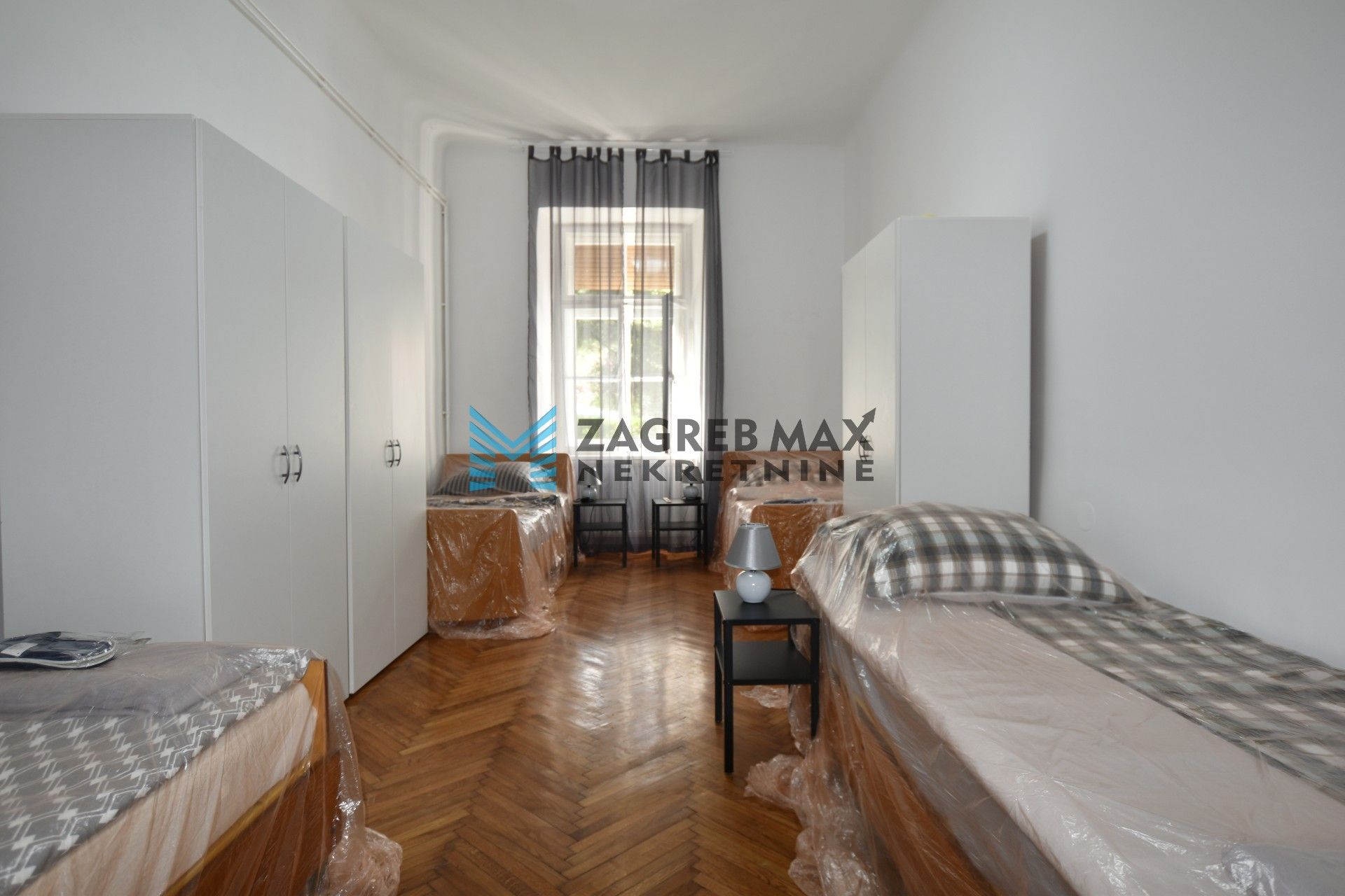 Zagreb - ŠESTINE Ugodan 4soban stan za radnike, 10 kreveta, mirno okruženje, parking, terasa, BEZ PROVIZIJE