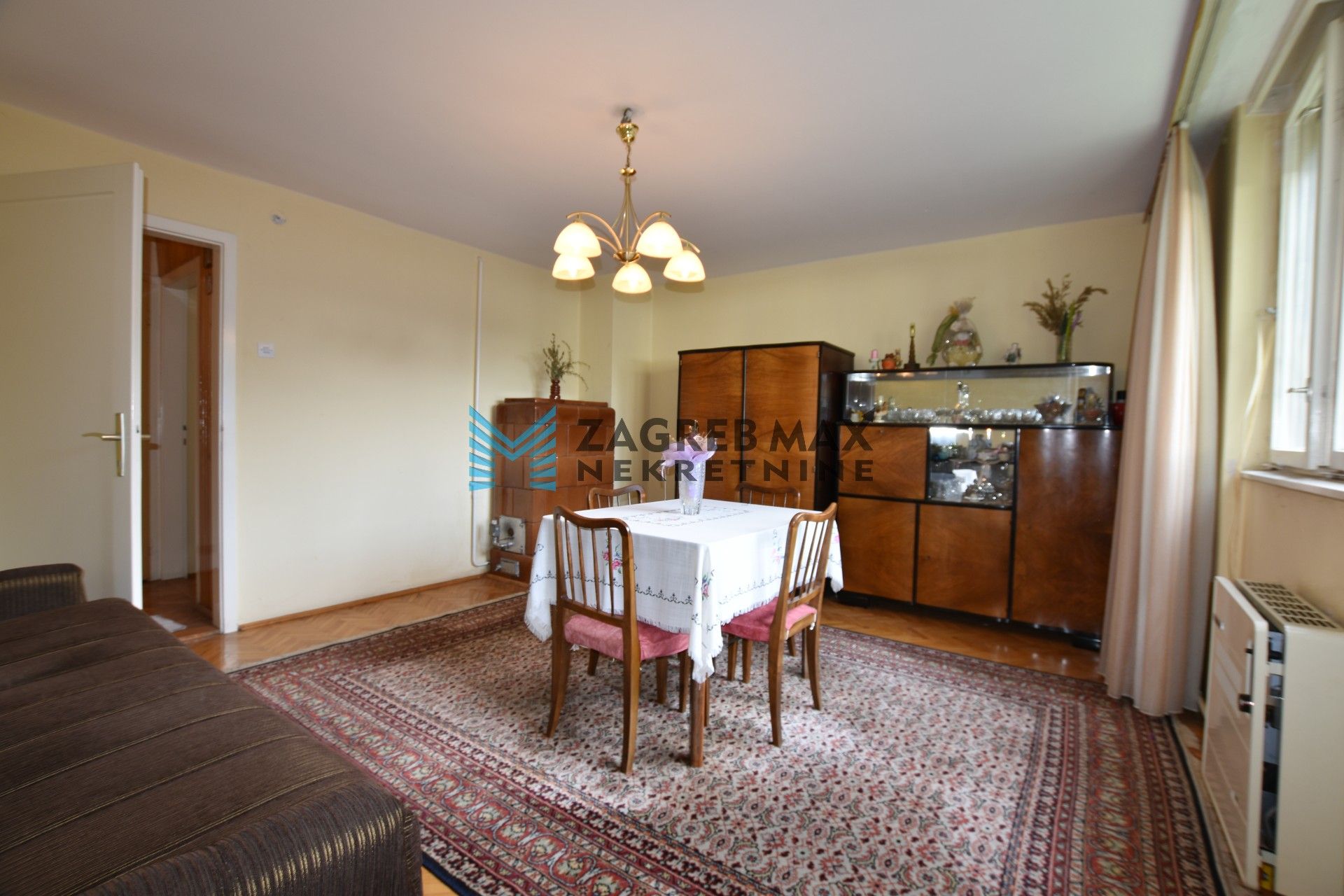 Zagreb - ČRNOMEREC Ugodan 2soban stan 54 m2, prizemlje, mirno okruženje, spremište, BEZ PROVIZIJE