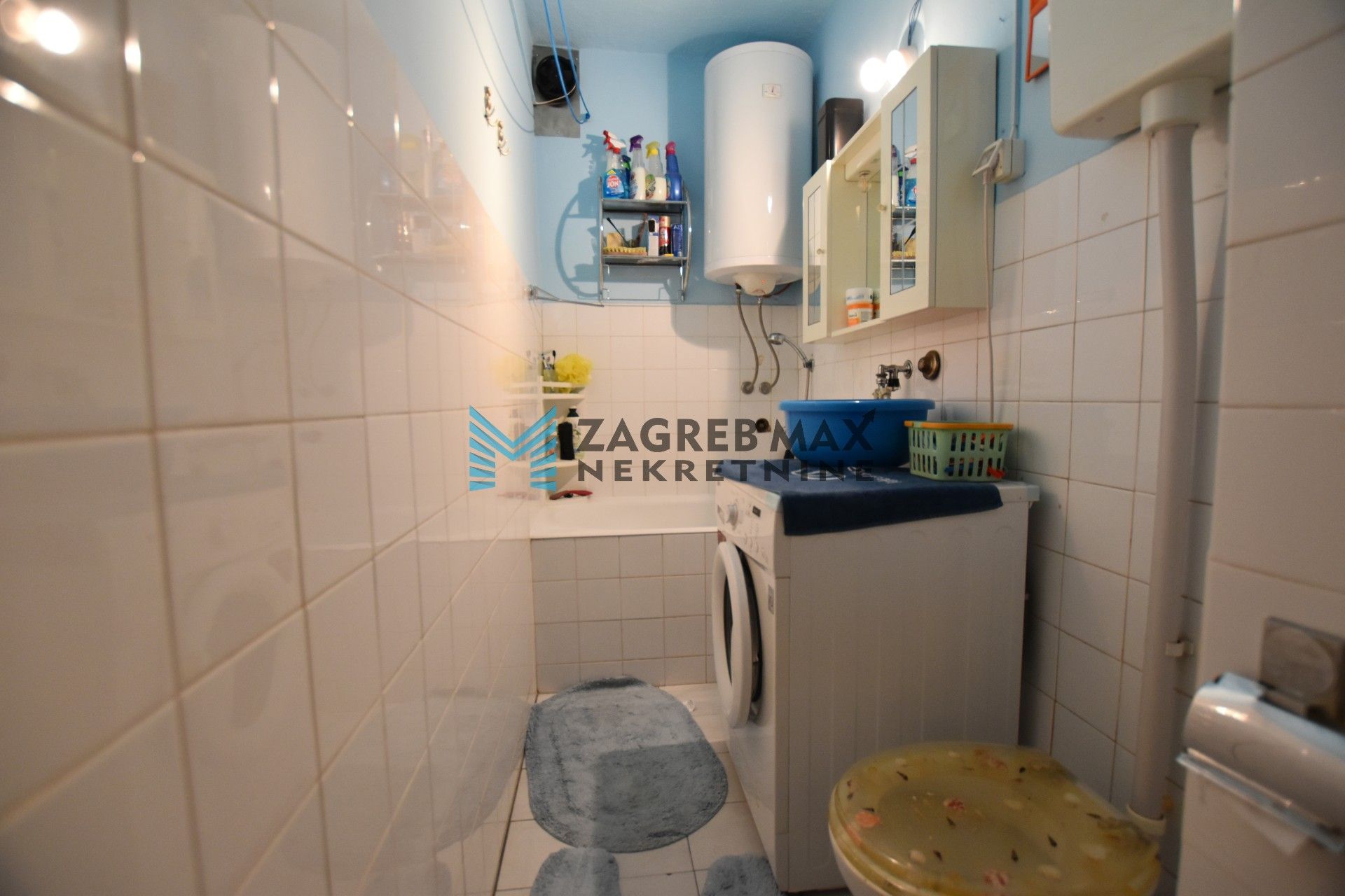 Zagreb - GAJNICE Ugodan 1soban stan 35 m2, 1. kat, mirno okruženje, balkon, spremište