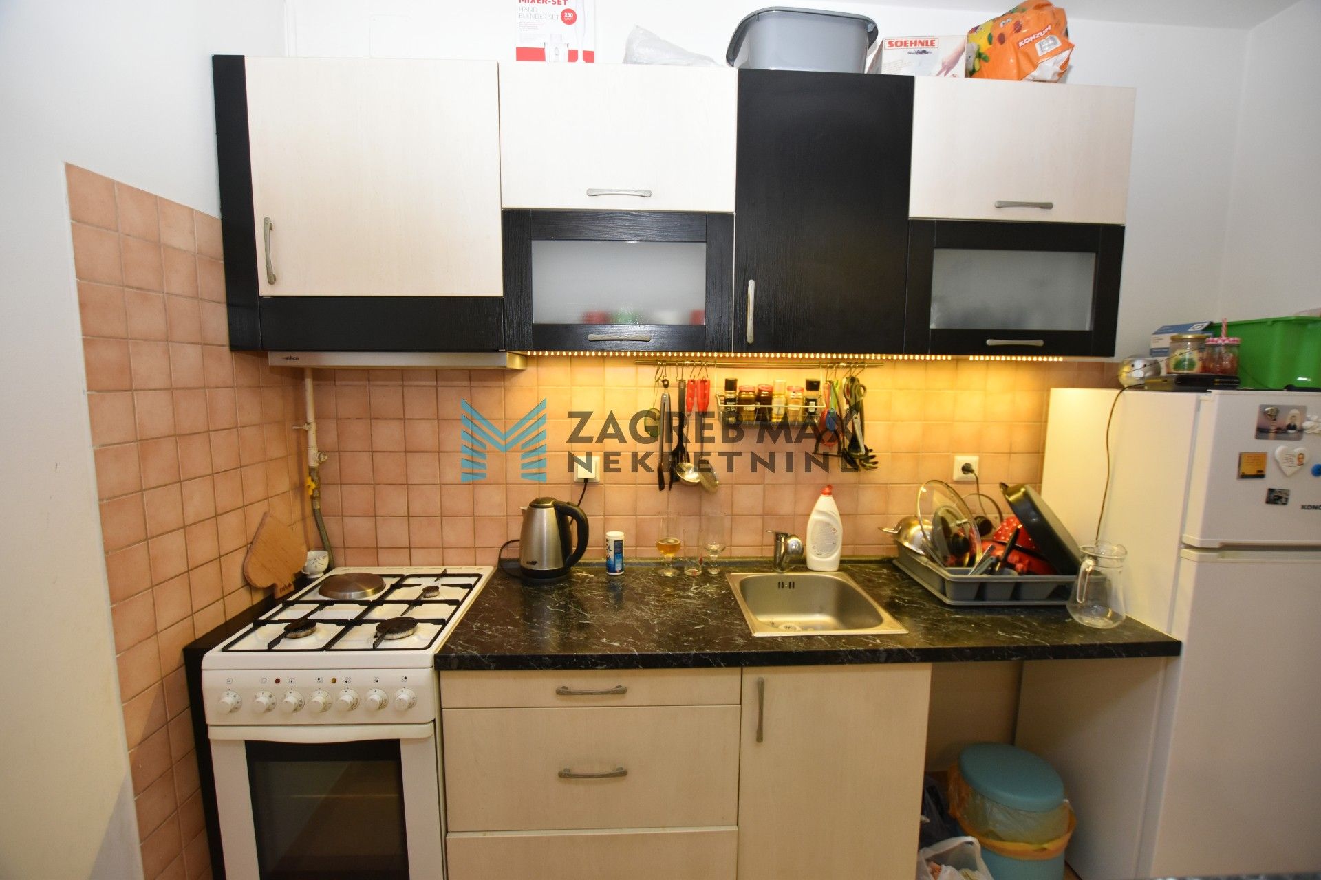 Zagreb - MALEŠNICA Ugodan 2soban stan 38 m2 + parking, 1. kat, balkon, spremište