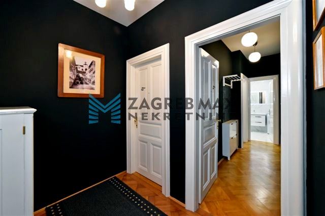 Zagreb - ILICA Strogi centar, luksuzan 2soban stan 52 m2, 4. kat, mirna lokacija, lift, BEZ PROVIZIJE