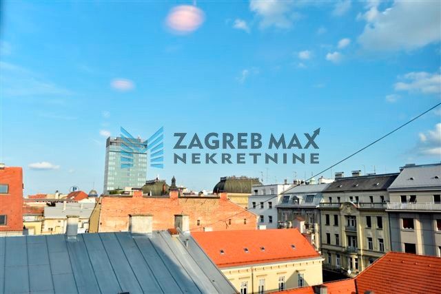 Zagreb - ILICA Strogi centar, luksuzan 2soban stan 52 m2, 4. kat, mirna lokacija, lift, BEZ PROVIZIJE