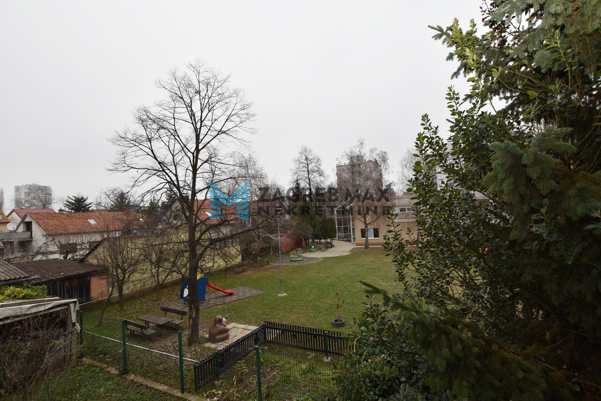 Zagreb - SREDNJACI Ugodan 2soban stan 36 m2, 1. kat, mirno okruženje, balkon