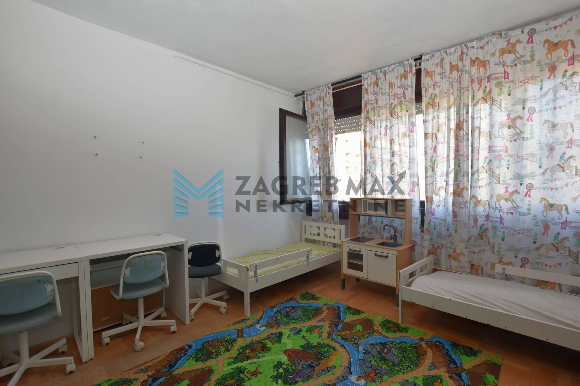 Zagreb - Siget - moderan dvoetažan stan