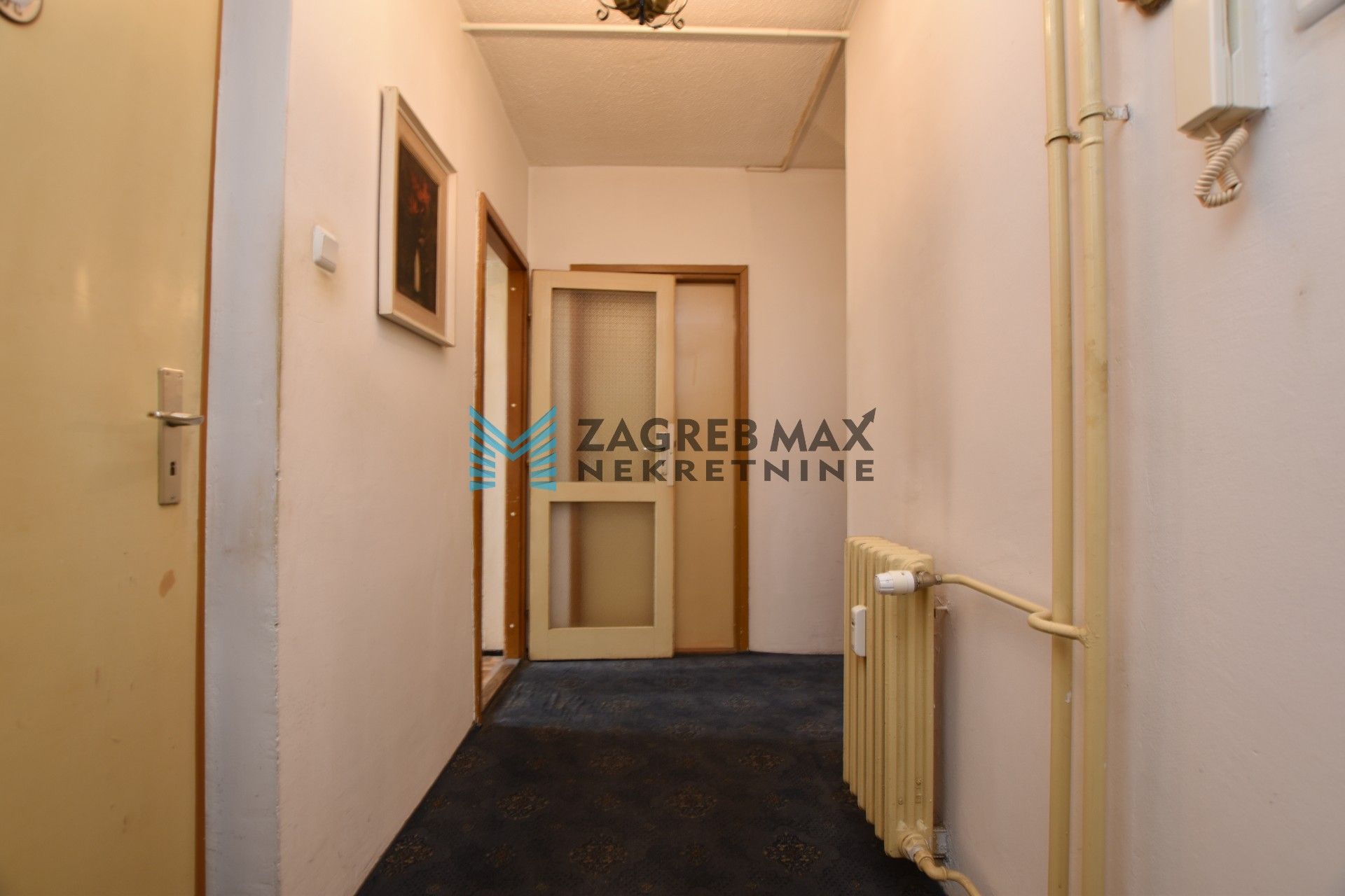 Zagreb - SREDNJACI Prostran 3soban stan 76 m2, 4. kat, lift, odlična lokacija, 2 loggie, spremište