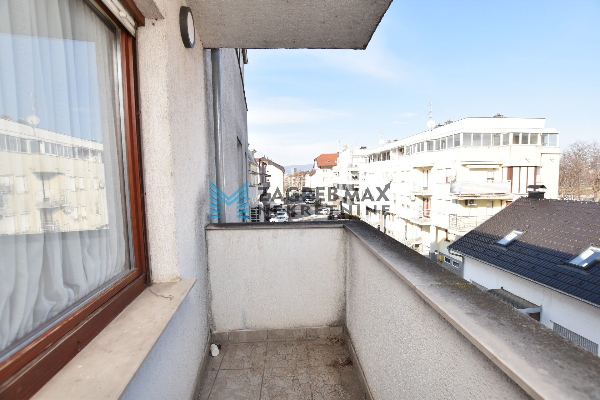 Zagreb - NAJAM - KAJZERICA Ugodan 1soban stan 35 m2, 2. kat, mirno okruženje, loggia