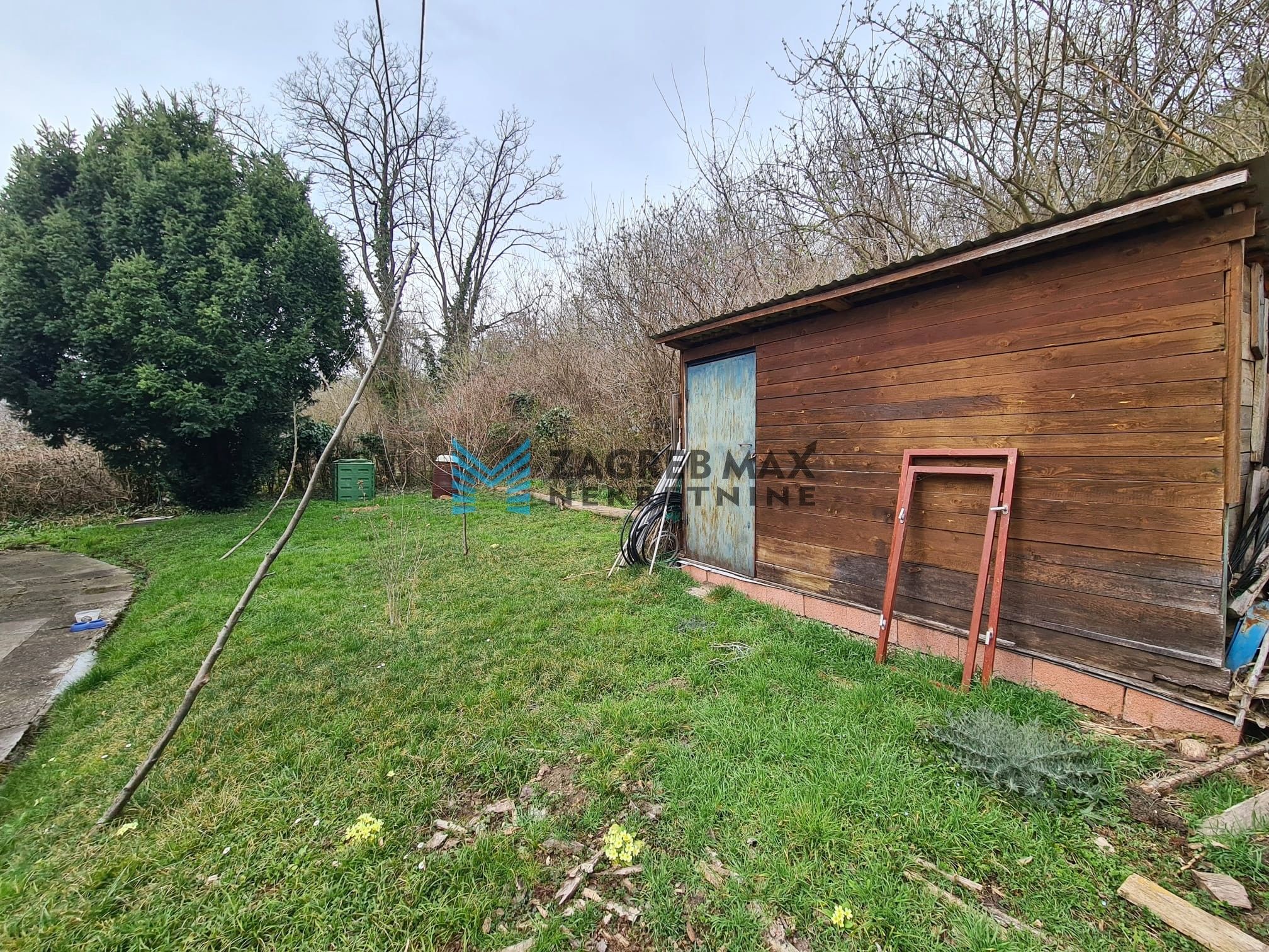 Zagreb - PODSUSED Obiteljska kuća od 75 m2, zemljište 900 m2, mirno okruženje