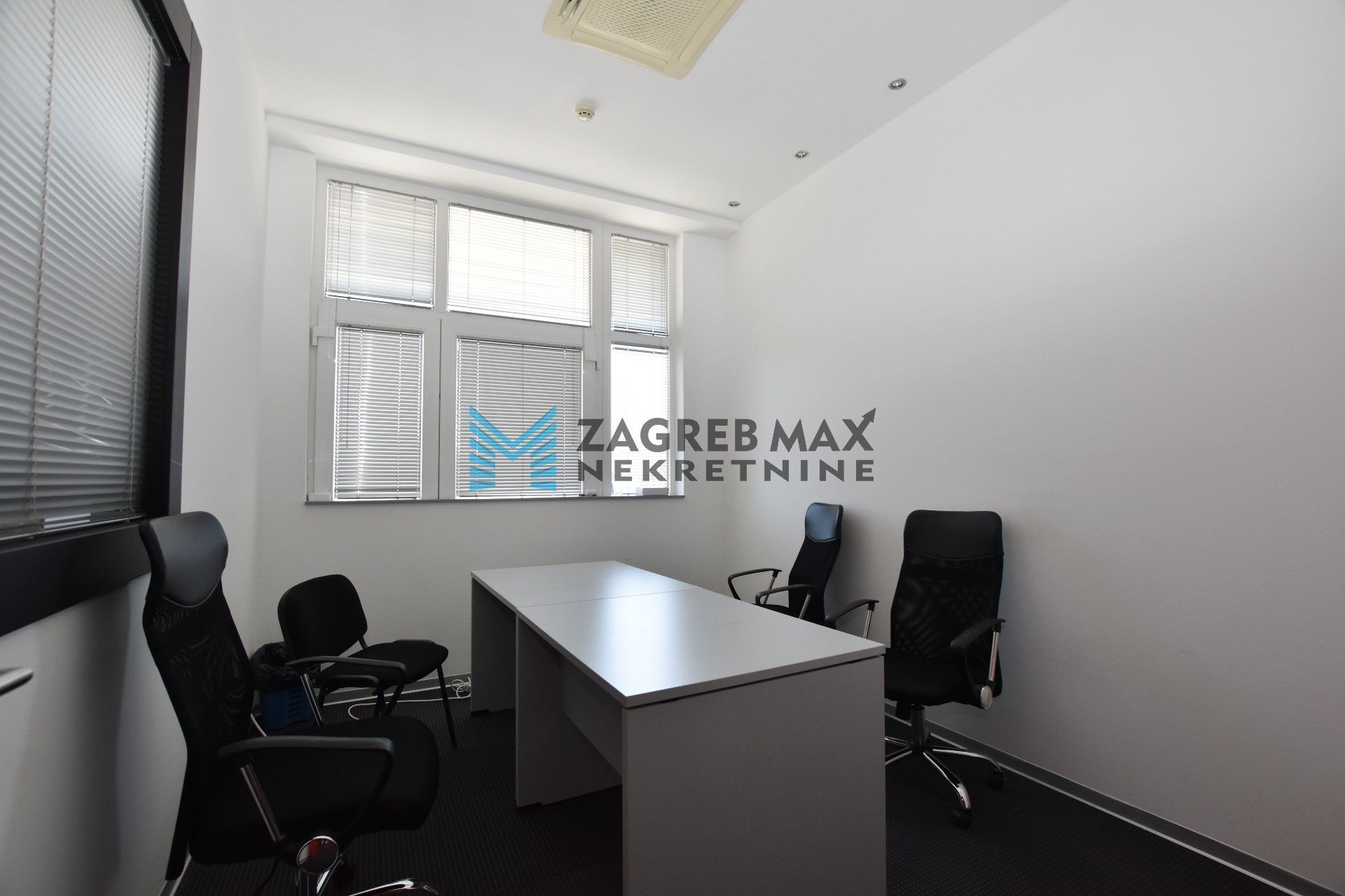 Zagreb - LANIŠTE Moderan uredski prostor od 330 m2, parking 13x, odlična lokacija, BEZ PROVIZIJE